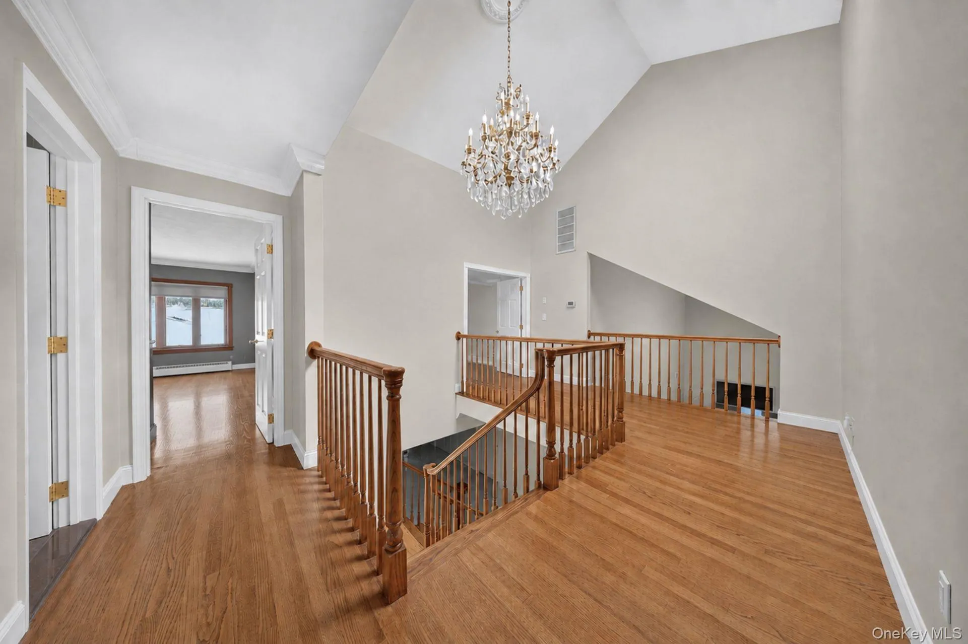 40 Bristol Drive, North Hempstead, NY, 5 Bedrooms Bedrooms, 10 Rooms Rooms,4 BathroomsBathrooms,Residential,For Rent,Bristol,0,1042580 40 Bristol Drive, North Hempstead, NY, 5 Bedrooms Bedrooms, 10 Rooms Rooms,4 BathroomsBathrooms,Residential,For Rent,Bristol,0,1042580