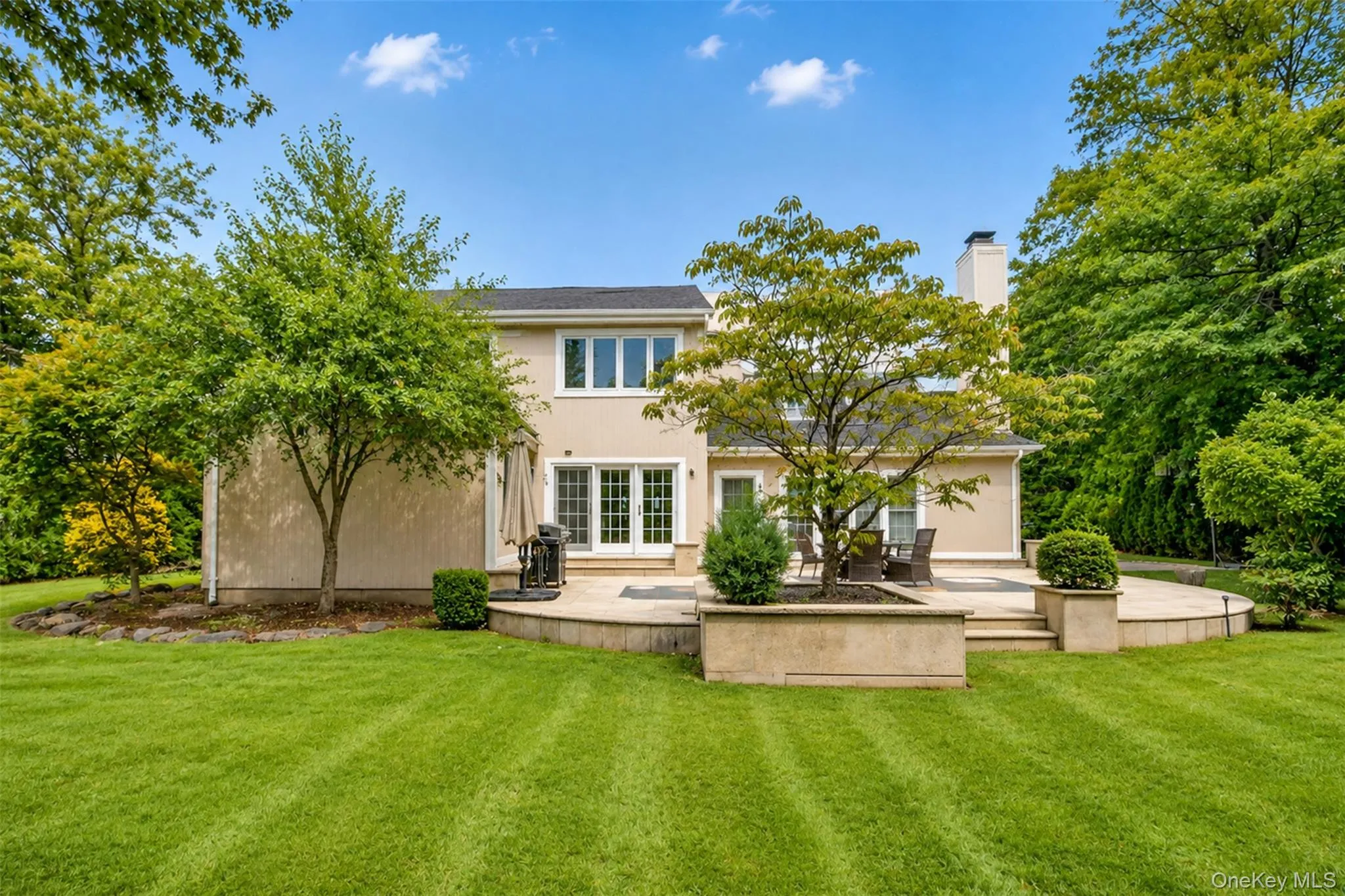 40 Bristol Drive, North Hempstead, NY, 5 Bedrooms Bedrooms, 10 Rooms Rooms,4 BathroomsBathrooms,Residential,For Rent,Bristol,0,1042580 40 Bristol Drive, North Hempstead, NY, 5 Bedrooms Bedrooms, 10 Rooms Rooms,4 BathroomsBathrooms,Residential,For Rent,Bristol,0,1042580