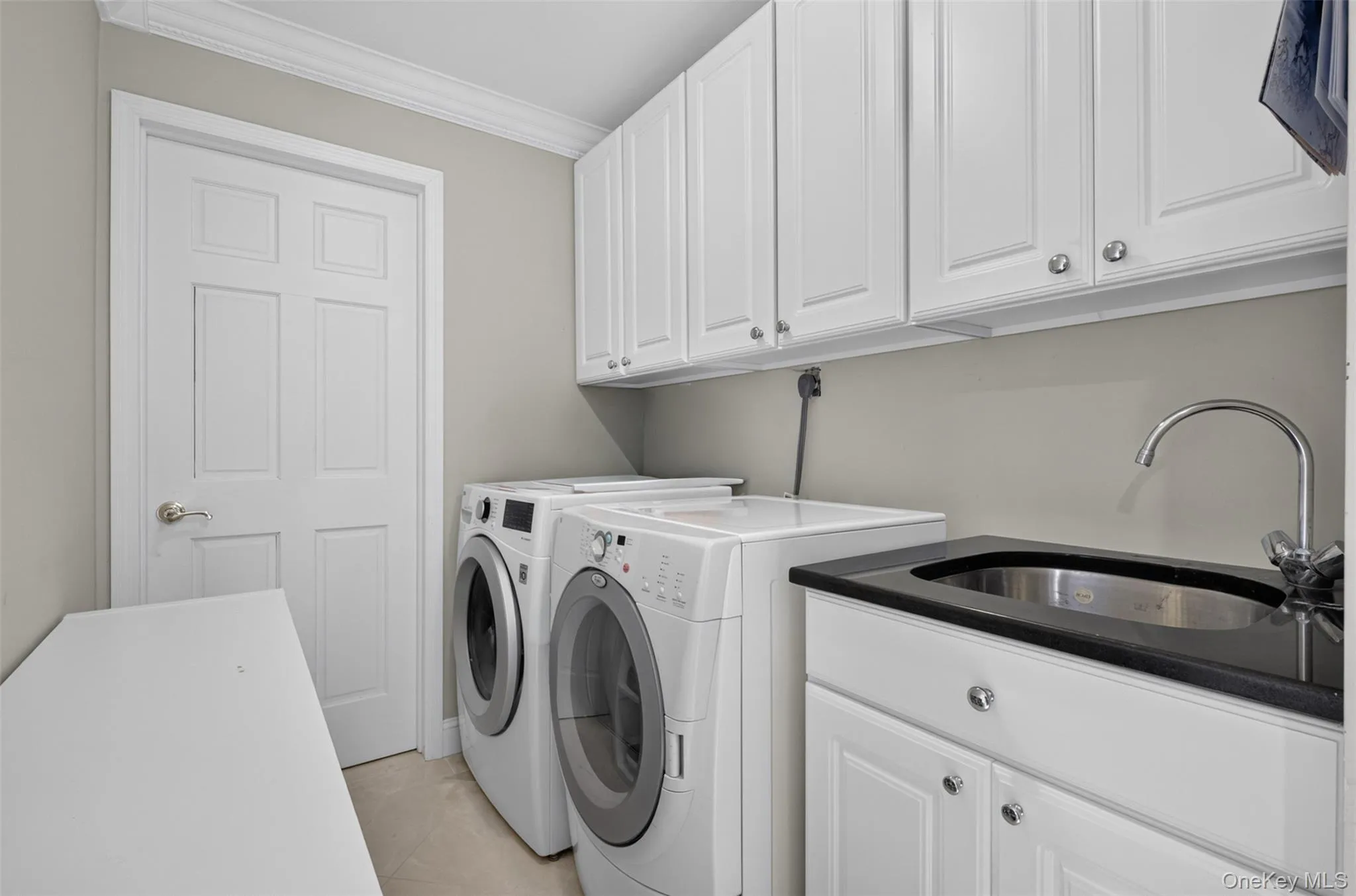 40 Bristol Drive, North Hempstead, NY, 5 Bedrooms Bedrooms, 10 Rooms Rooms,4 BathroomsBathrooms,Residential,For Rent,Bristol,0,1042580 40 Bristol Drive, North Hempstead, NY, 5 Bedrooms Bedrooms, 10 Rooms Rooms,4 BathroomsBathrooms,Residential,For Rent,Bristol,0,1042580