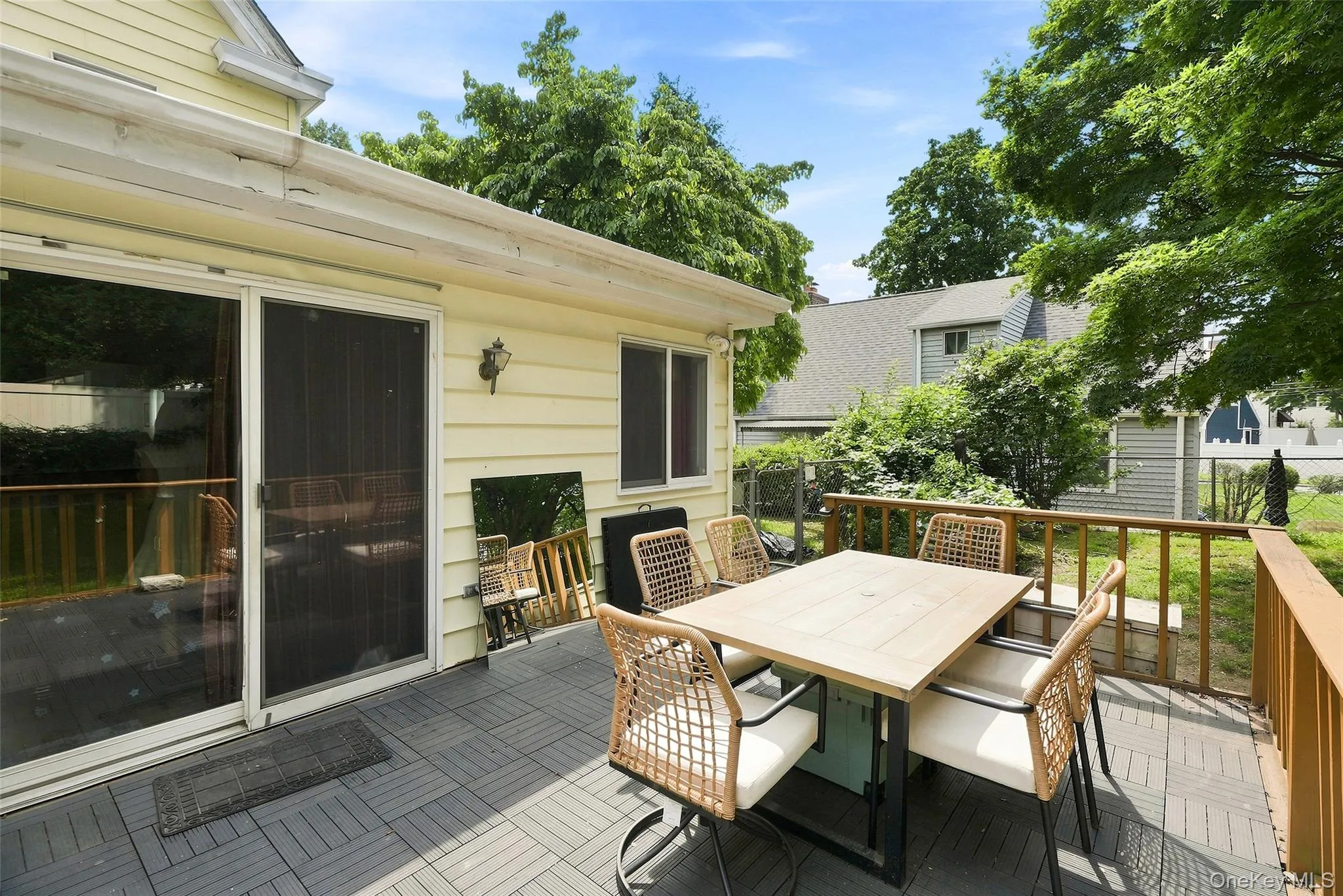 43 Northfield Avenue, Greenburgh, NY, 3 Bedrooms Bedrooms, 7 Rooms Rooms,2 BathroomsBathrooms,Residential,For Rent,Northfield,0,1042585 43 Northfield Avenue, Greenburgh, NY, 3 Bedrooms Bedrooms, 7 Rooms Rooms,2 BathroomsBathrooms,Residential,For Rent,Northfield,0,1042585