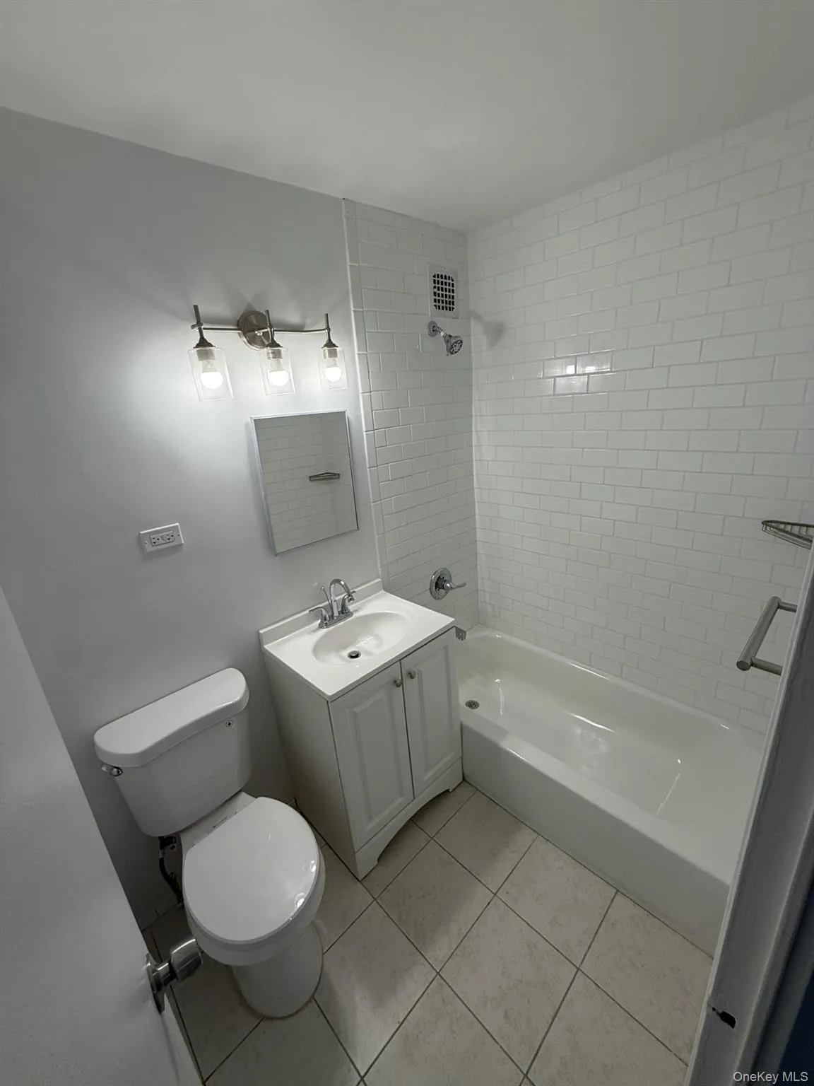 123-40 83 Avenue, New York, NY, 2 Bedrooms Bedrooms, 5 Rooms Rooms,2 BathroomsBathrooms,Residential,For Rent,83,0,1042586 123-40 83 Avenue, New York, NY, 2 Bedrooms Bedrooms, 5 Rooms Rooms,2 BathroomsBathrooms,Residential,For Rent,83,0,1042586