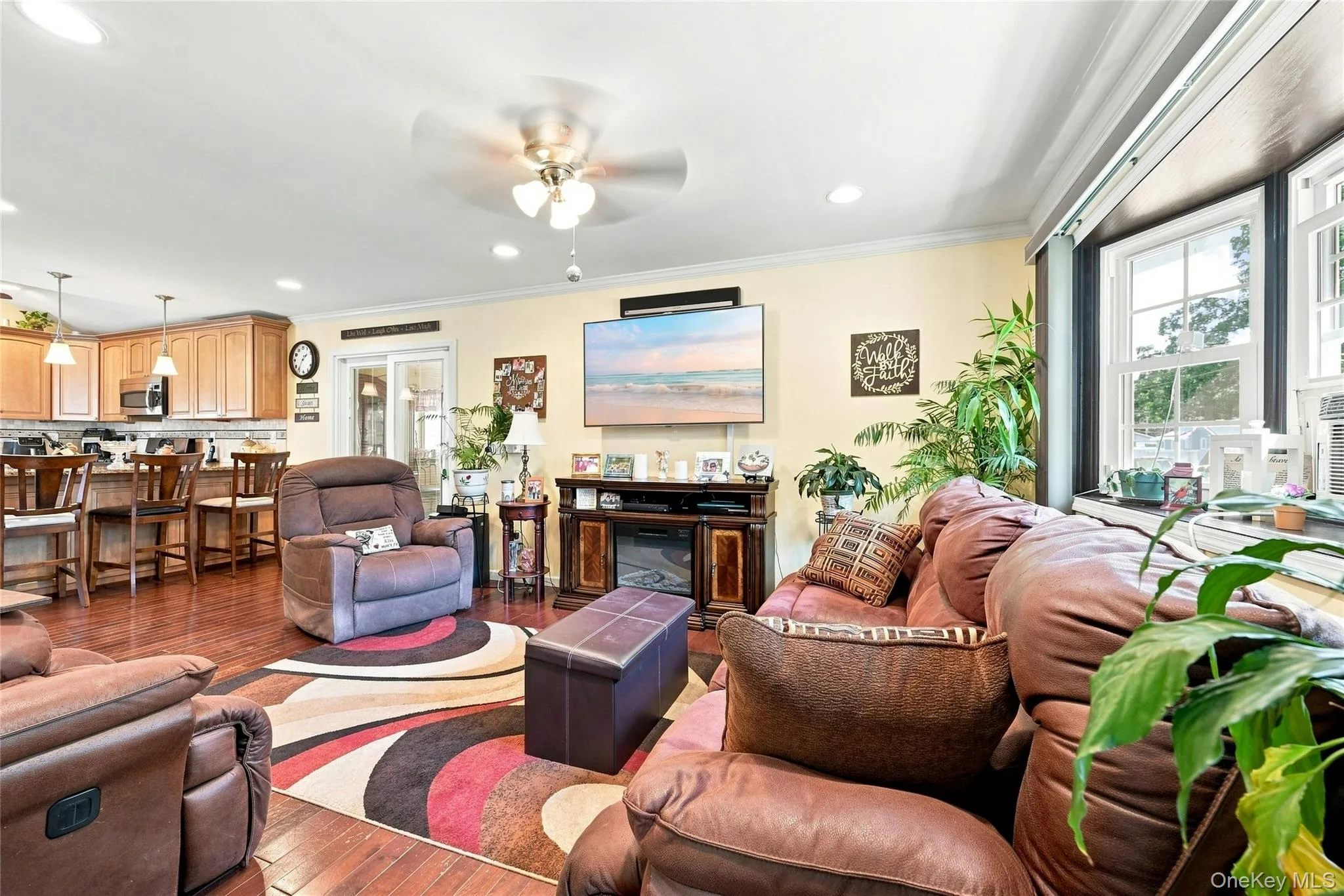 29 Sherwood Drive, Brookhaven, NY, 3 Bedrooms Bedrooms, 6 Rooms Rooms,1 BathroomBathrooms,Residential,For Rent,Sherwood,0,1042588 29 Sherwood Drive, Brookhaven, NY, 3 Bedrooms Bedrooms, 6 Rooms Rooms,1 BathroomBathrooms,Residential,For Rent,Sherwood,0,1042588