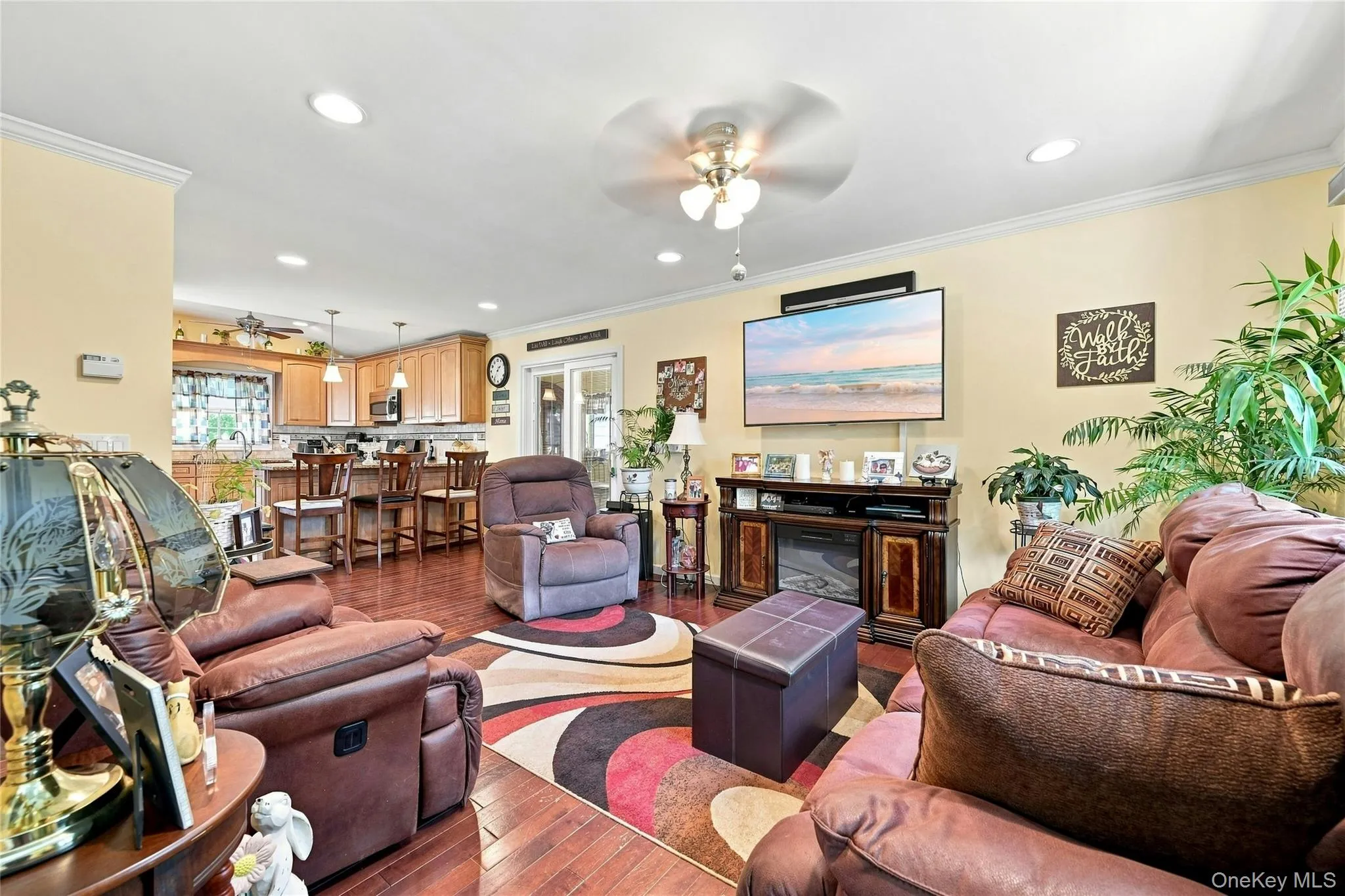 29 Sherwood Drive, Brookhaven, NY, 3 Bedrooms Bedrooms, 6 Rooms Rooms,1 BathroomBathrooms,Residential,For Rent,Sherwood,0,1042588 29 Sherwood Drive, Brookhaven, NY, 3 Bedrooms Bedrooms, 6 Rooms Rooms,1 BathroomBathrooms,Residential,For Rent,Sherwood,0,1042588