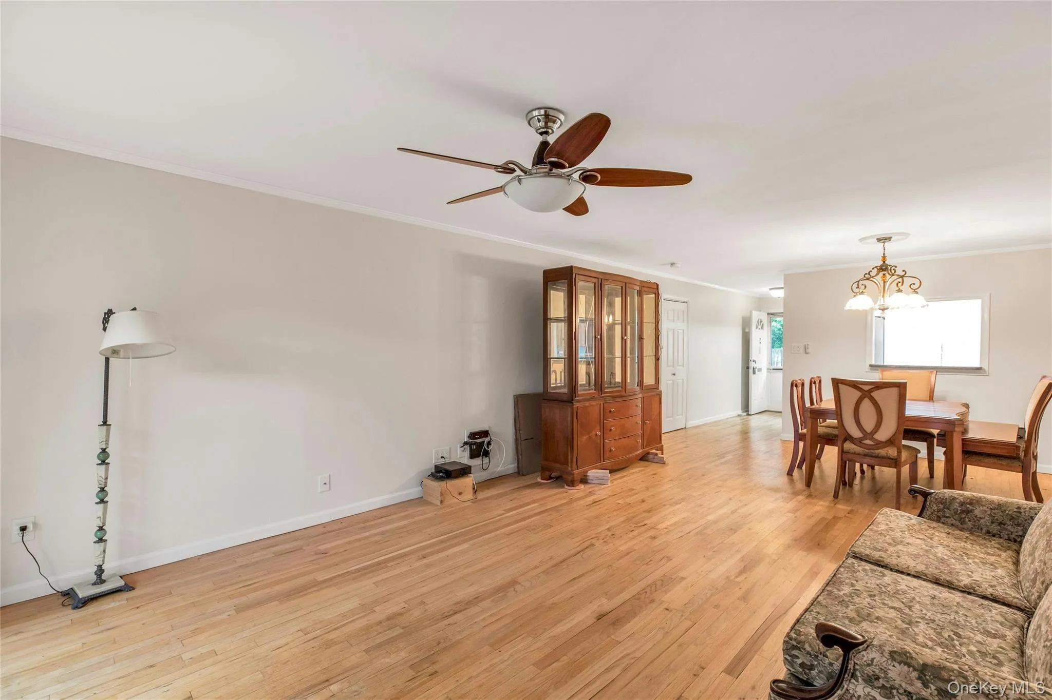 5218 Wilshire Lane, Islip, NY, 2 Bedrooms Bedrooms, 5 Rooms Rooms,1 BathroomBathrooms,Residential,For Rent,Wilshire,0,1042589 5218 Wilshire Lane, Islip, NY, 2 Bedrooms Bedrooms, 5 Rooms Rooms,1 BathroomBathrooms,Residential,For Rent,Wilshire,0,1042589