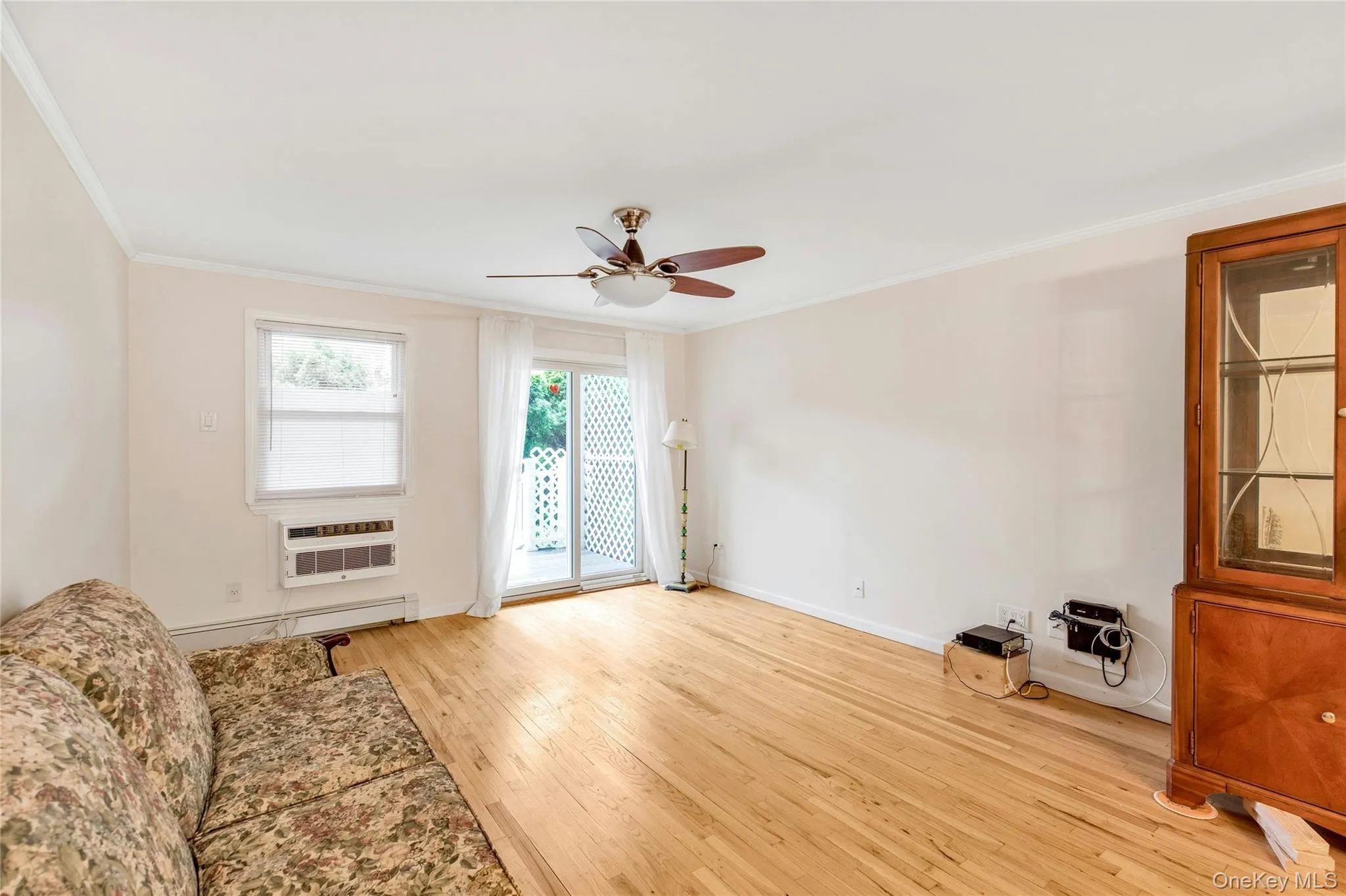 5218 Wilshire Lane, Islip, NY, 2 Bedrooms Bedrooms, 5 Rooms Rooms,1 BathroomBathrooms,Residential,For Rent,Wilshire,0,1042589 5218 Wilshire Lane, Islip, NY, 2 Bedrooms Bedrooms, 5 Rooms Rooms,1 BathroomBathrooms,Residential,For Rent,Wilshire,0,1042589