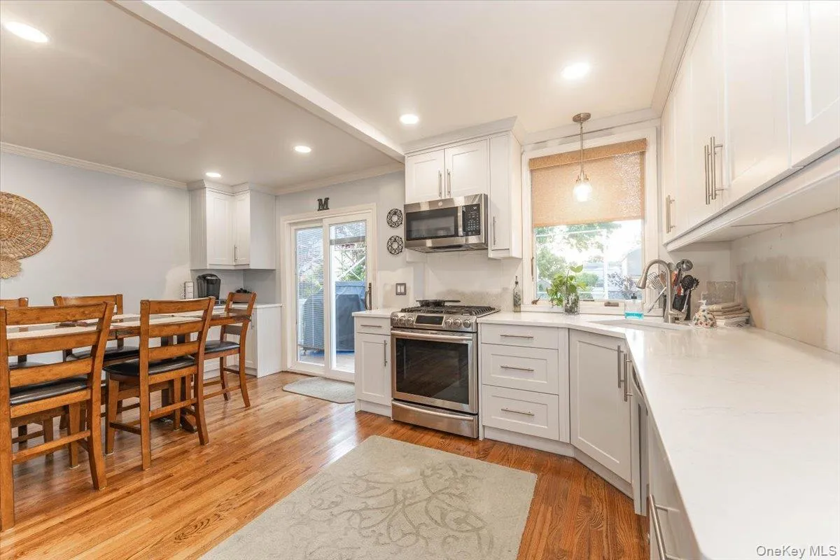 4 Brafmans Road, Hempstead, NY, 4 Bedrooms Bedrooms, 6 Rooms Rooms,2 BathroomsBathrooms,Residential,For Rent,Brafmans,0,1042591 4 Brafmans Road, Hempstead, NY, 4 Bedrooms Bedrooms, 6 Rooms Rooms,2 BathroomsBathrooms,Residential,For Rent,Brafmans,0,1042591