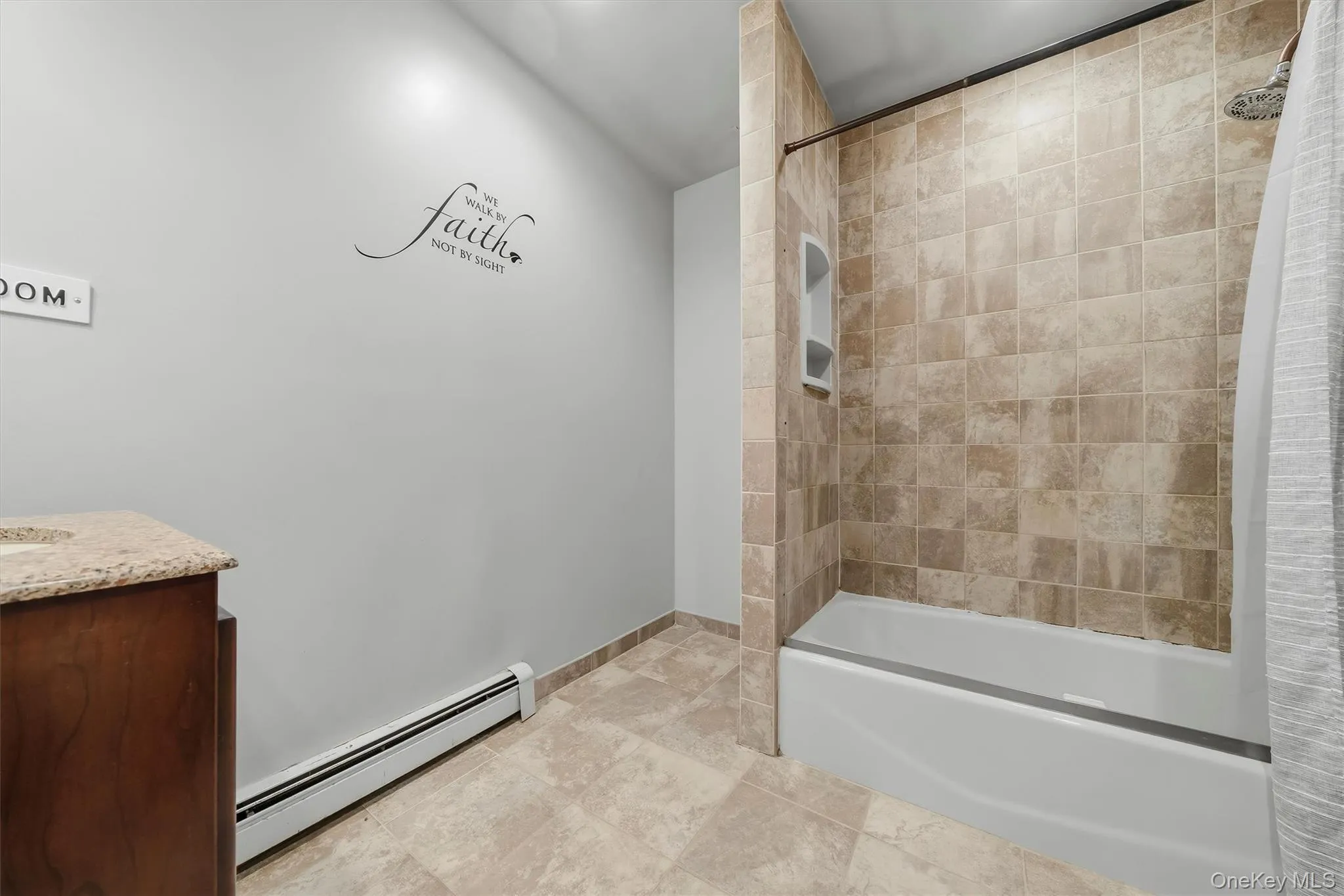 383 Rt 32, Woodbury, NY, 3 Bedrooms Bedrooms, 7 Rooms Rooms,2 BathroomsBathrooms,Residential Lease,For Rent,Rt 32,0,1042593 383 Rt 32, Woodbury, NY, 3 Bedrooms Bedrooms, 7 Rooms Rooms,2 BathroomsBathrooms,Residential Lease,For Rent,Rt 32,0,1042593