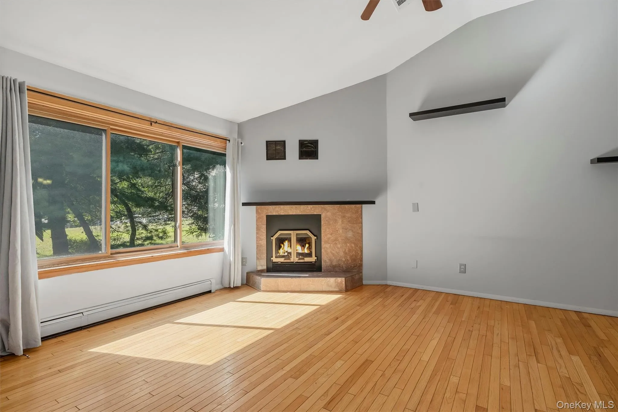 383 Rt 32, Woodbury, NY, 3 Bedrooms Bedrooms, 7 Rooms Rooms,2 BathroomsBathrooms,Residential Lease,For Rent,Rt 32,0,1042593 383 Rt 32, Woodbury, NY, 3 Bedrooms Bedrooms, 7 Rooms Rooms,2 BathroomsBathrooms,Residential Lease,For Rent,Rt 32,0,1042593