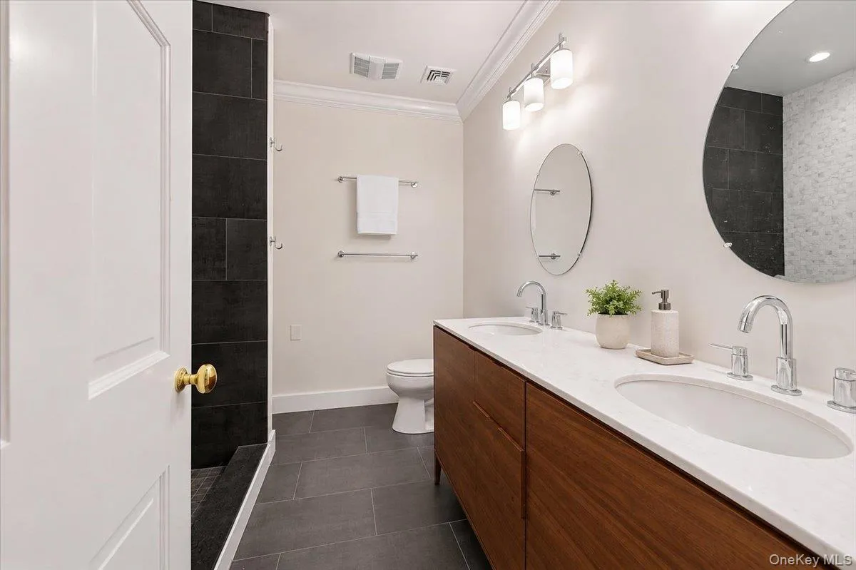 28 Wrights Mill Road, New Castle, NY, 4 Bedrooms Bedrooms, 11 Rooms Rooms,5 BathroomsBathrooms,Residential Lease,For Rent,Wrights Mill,0,1042604 28 Wrights Mill Road, New Castle, NY, 4 Bedrooms Bedrooms, 11 Rooms Rooms,5 BathroomsBathrooms,Residential Lease,For Rent,Wrights Mill,0,1042604