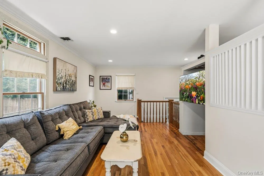 27 Delaware Avenue, Oyster Bay, NY, 5 Bedrooms Bedrooms, 9 Rooms Rooms,3 BathroomsBathrooms,Residential,For Rent,Delaware,0,1042605 27 Delaware Avenue, Oyster Bay, NY, 5 Bedrooms Bedrooms, 9 Rooms Rooms,3 BathroomsBathrooms,Residential,For Rent,Delaware,0,1042605