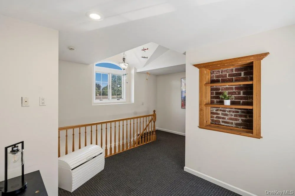 27 Delaware Avenue, Oyster Bay, NY, 5 Bedrooms Bedrooms, 9 Rooms Rooms,3 BathroomsBathrooms,Residential,For Rent,Delaware,0,1042605 27 Delaware Avenue, Oyster Bay, NY, 5 Bedrooms Bedrooms, 9 Rooms Rooms,3 BathroomsBathrooms,Residential,For Rent,Delaware,0,1042605