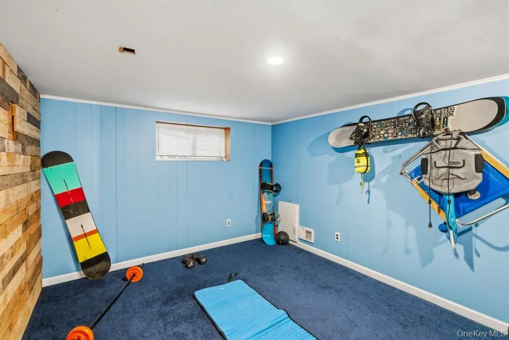 27 Delaware Avenue, Oyster Bay, NY, 5 Bedrooms Bedrooms, 9 Rooms Rooms,3 BathroomsBathrooms,Residential,For Rent,Delaware,0,1042605 27 Delaware Avenue, Oyster Bay, NY, 5 Bedrooms Bedrooms, 9 Rooms Rooms,3 BathroomsBathrooms,Residential,For Rent,Delaware,0,1042605