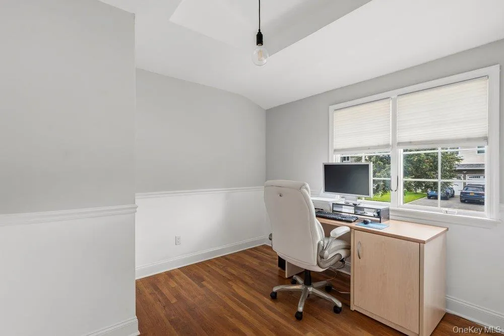 27 Delaware Avenue, Oyster Bay, NY, 5 Bedrooms Bedrooms, 9 Rooms Rooms,3 BathroomsBathrooms,Residential,For Rent,Delaware,0,1042605 27 Delaware Avenue, Oyster Bay, NY, 5 Bedrooms Bedrooms, 9 Rooms Rooms,3 BathroomsBathrooms,Residential,For Rent,Delaware,0,1042605