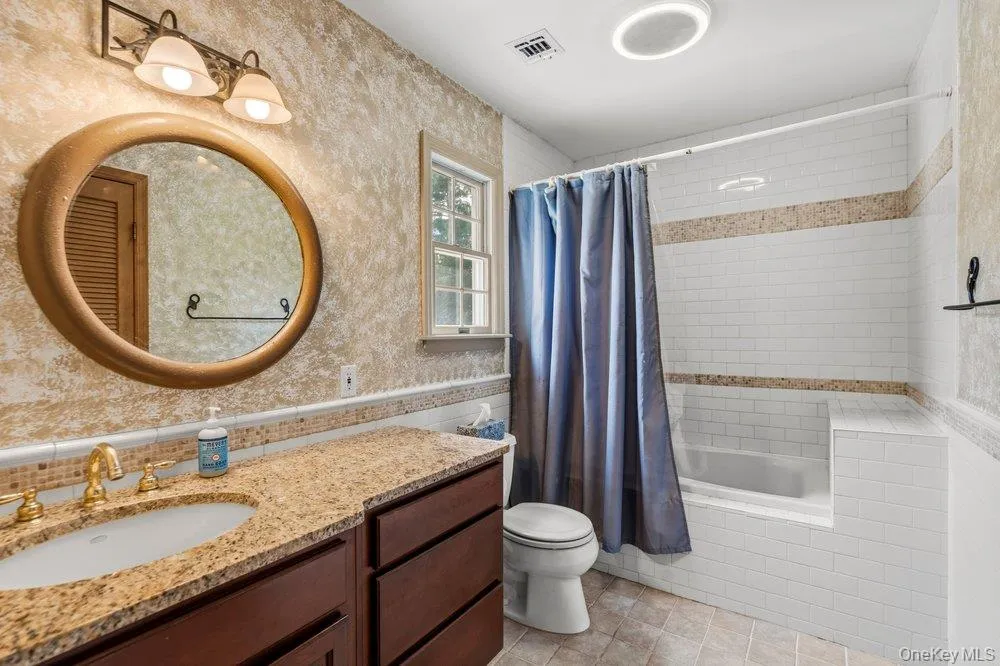 27 Delaware Avenue, Oyster Bay, NY, 5 Bedrooms Bedrooms, 9 Rooms Rooms,3 BathroomsBathrooms,Residential,For Rent,Delaware,0,1042605 27 Delaware Avenue, Oyster Bay, NY, 5 Bedrooms Bedrooms, 9 Rooms Rooms,3 BathroomsBathrooms,Residential,For Rent,Delaware,0,1042605