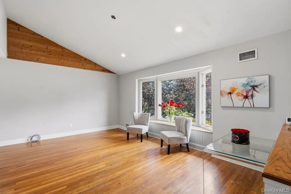 27 Delaware Avenue, Oyster Bay, NY, 5 Bedrooms Bedrooms, 9 Rooms Rooms,3 BathroomsBathrooms,Residential,For Rent,Delaware,0,1042605 27 Delaware Avenue, Oyster Bay, NY, 5 Bedrooms Bedrooms, 9 Rooms Rooms,3 BathroomsBathrooms,Residential,For Rent,Delaware,0,1042605