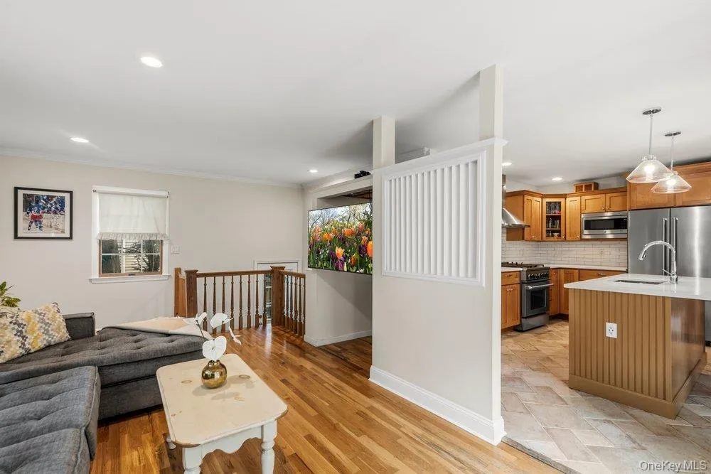 27 Delaware Avenue, Oyster Bay, NY, 5 Bedrooms Bedrooms, 9 Rooms Rooms,3 BathroomsBathrooms,Residential,For Rent,Delaware,0,1042605 27 Delaware Avenue, Oyster Bay, NY, 5 Bedrooms Bedrooms, 9 Rooms Rooms,3 BathroomsBathrooms,Residential,For Rent,Delaware,0,1042605