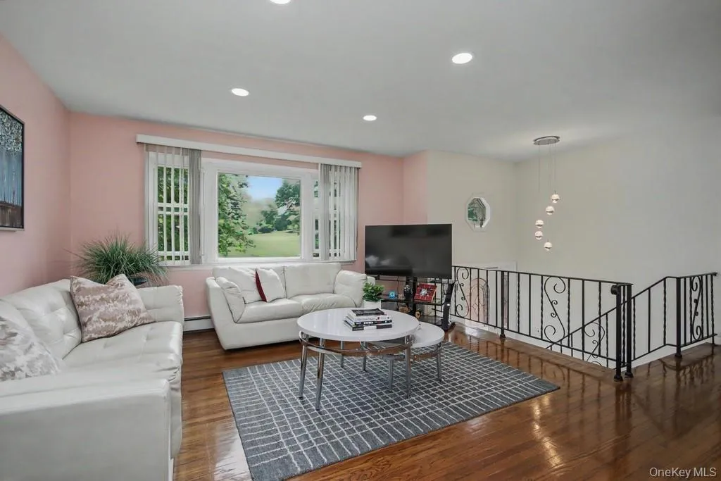 167 Kings Ferry Road, Cortlandt, NY, 4 Bedrooms Bedrooms, 13 Rooms Rooms,2 BathroomsBathrooms,Residential,For Rent,Kings Ferry,0,1042614 167 Kings Ferry Road, Cortlandt, NY, 4 Bedrooms Bedrooms, 13 Rooms Rooms,2 BathroomsBathrooms,Residential,For Rent,Kings Ferry,0,1042614