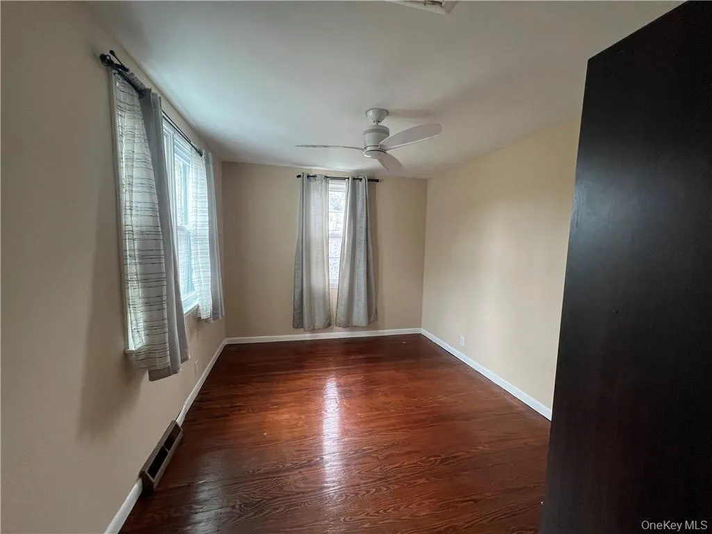 3180 Lincoln Drive, Yorktown, NY, 2 Bedrooms Bedrooms, 4 Rooms Rooms,1 BathroomBathrooms,Residential Lease,For Rent,Lincoln,0,1042616 3180 Lincoln Drive, Yorktown, NY, 2 Bedrooms Bedrooms, 4 Rooms Rooms,1 BathroomBathrooms,Residential Lease,For Rent,Lincoln,0,1042616