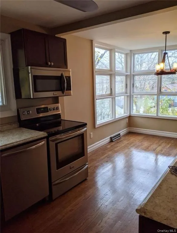 3180 Lincoln Drive, Yorktown, NY, 2 Bedrooms Bedrooms, 4 Rooms Rooms,1 BathroomBathrooms,Residential Lease,For Rent,Lincoln,0,1042616 3180 Lincoln Drive, Yorktown, NY, 2 Bedrooms Bedrooms, 4 Rooms Rooms,1 BathroomBathrooms,Residential Lease,For Rent,Lincoln,0,1042616