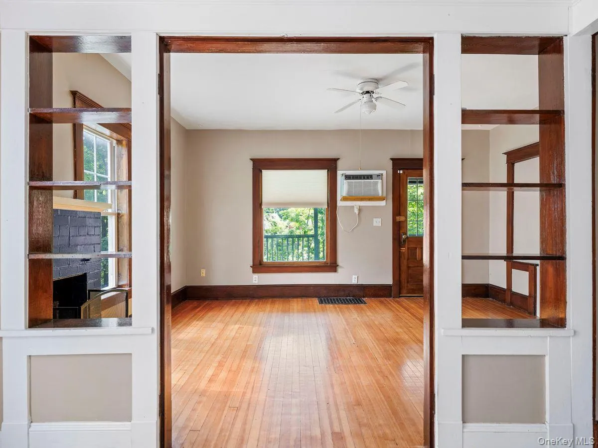 1 Jackman Street, Lloyd, NY, 4 Bedrooms Bedrooms, 10 Rooms Rooms,2 BathroomsBathrooms,Residential,For Rent,Jackman,0,1042618 1 Jackman Street, Lloyd, NY, 4 Bedrooms Bedrooms, 10 Rooms Rooms,2 BathroomsBathrooms,Residential,For Rent,Jackman,0,1042618