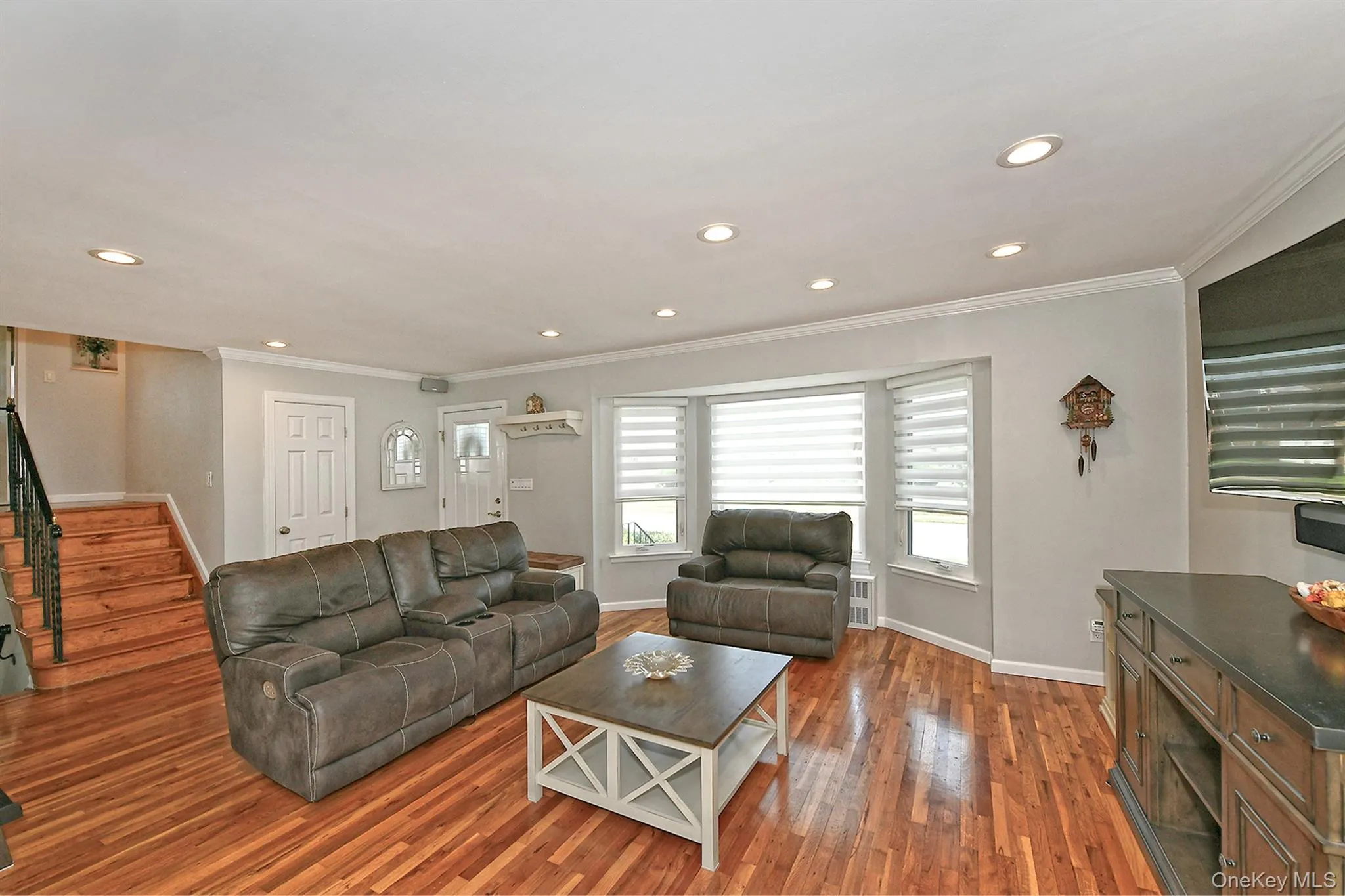 4039 Hahn Avenue, Oyster Bay, NY, 3 Bedrooms Bedrooms, 6 Rooms Rooms,2 BathroomsBathrooms,Residential,For Rent,Hahn,0,1042620 4039 Hahn Avenue, Oyster Bay, NY, 3 Bedrooms Bedrooms, 6 Rooms Rooms,2 BathroomsBathrooms,Residential,For Rent,Hahn,0,1042620