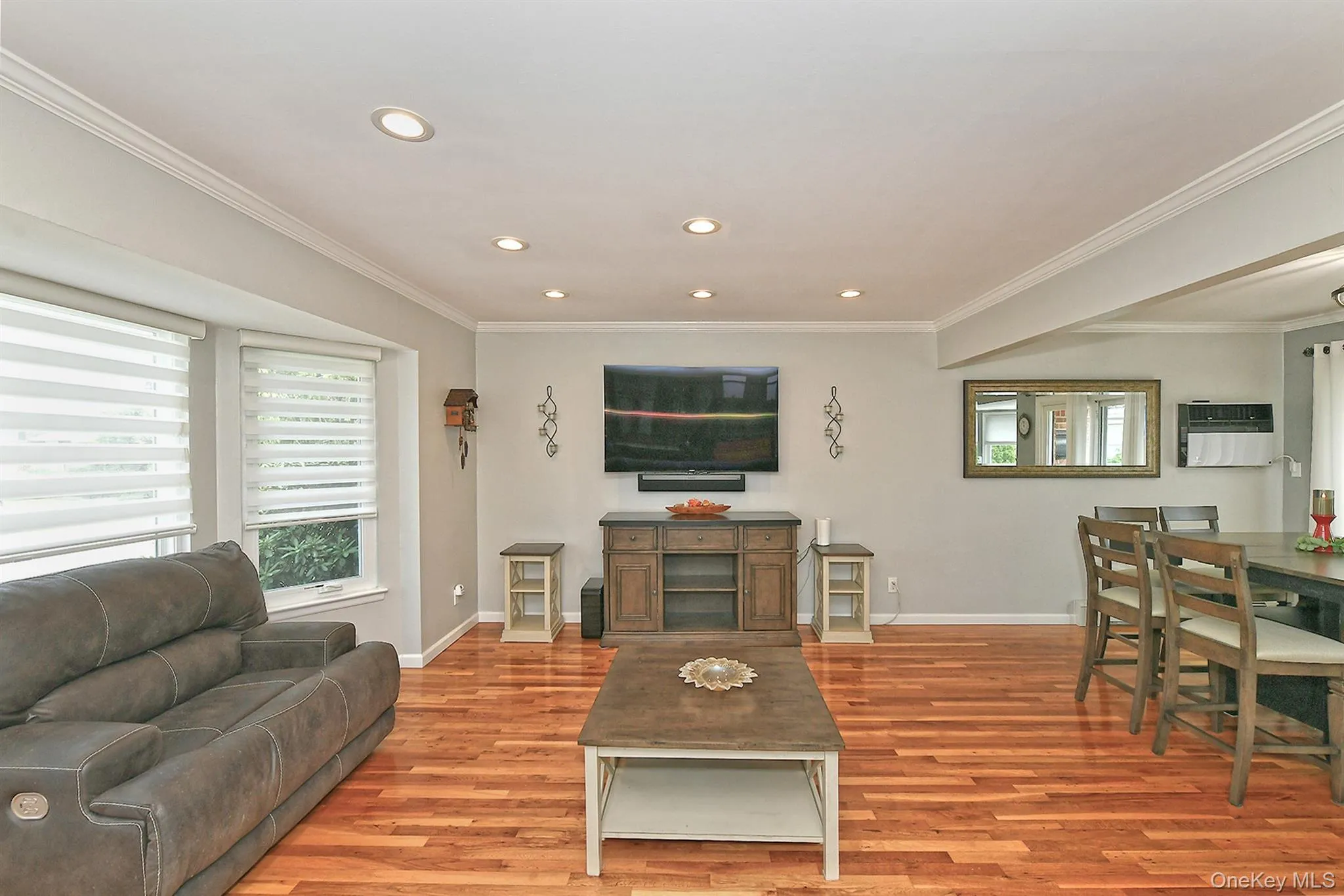 4039 Hahn Avenue, Oyster Bay, NY, 3 Bedrooms Bedrooms, 6 Rooms Rooms,2 BathroomsBathrooms,Residential,For Rent,Hahn,0,1042620 4039 Hahn Avenue, Oyster Bay, NY, 3 Bedrooms Bedrooms, 6 Rooms Rooms,2 BathroomsBathrooms,Residential,For Rent,Hahn,0,1042620