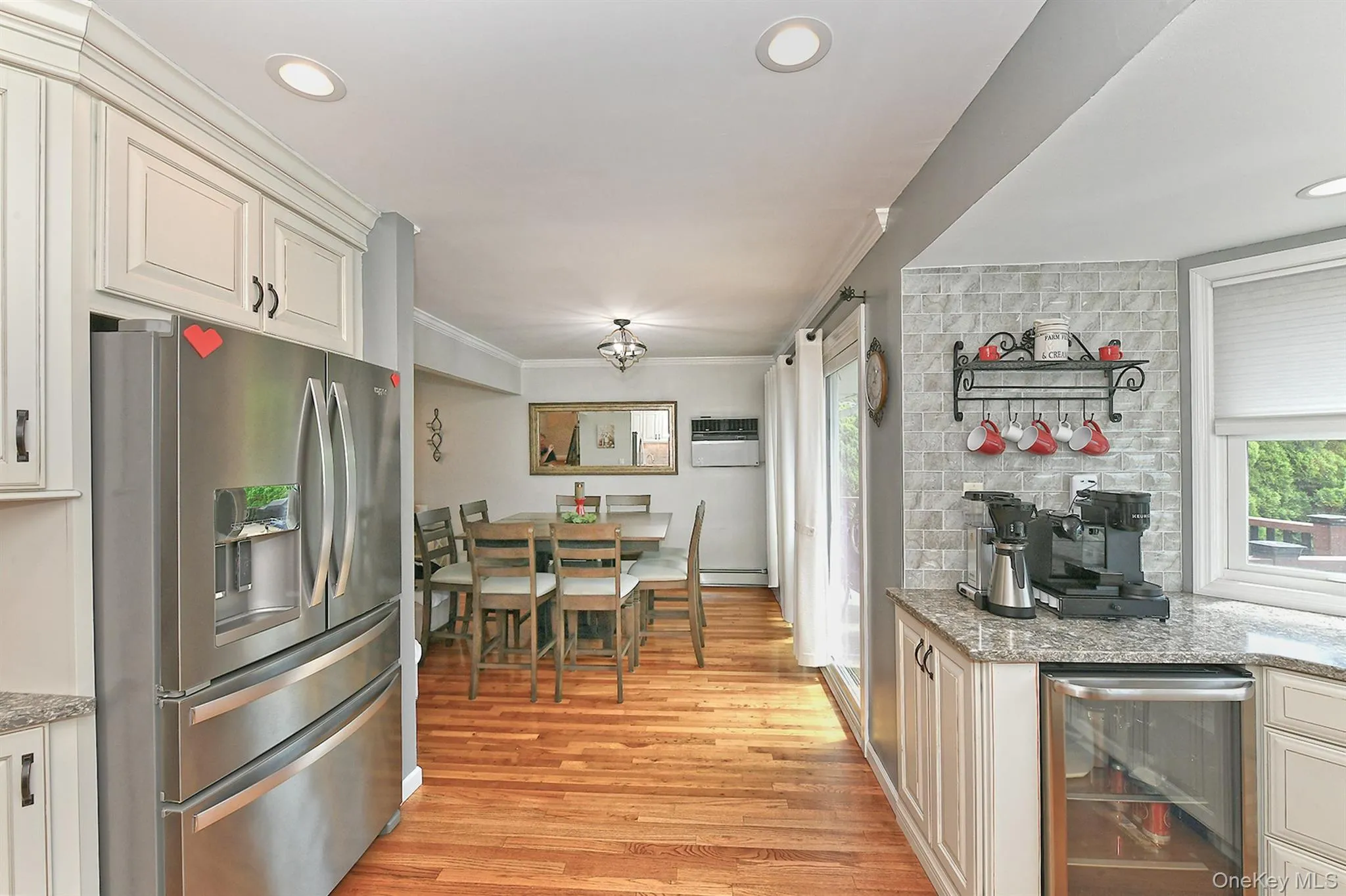 4039 Hahn Avenue, Oyster Bay, NY, 3 Bedrooms Bedrooms, 6 Rooms Rooms,2 BathroomsBathrooms,Residential,For Rent,Hahn,0,1042620 4039 Hahn Avenue, Oyster Bay, NY, 3 Bedrooms Bedrooms, 6 Rooms Rooms,2 BathroomsBathrooms,Residential,For Rent,Hahn,0,1042620
