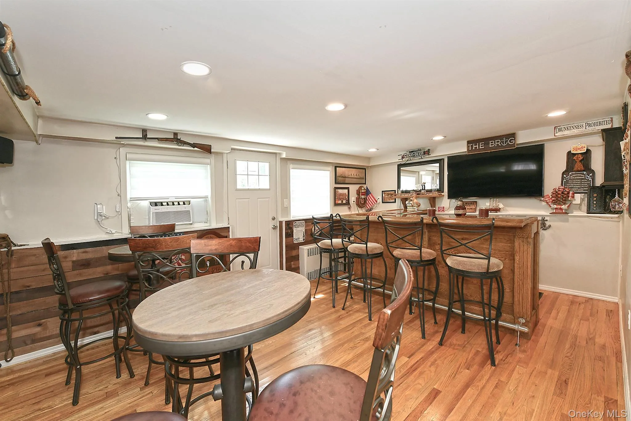 4039 Hahn Avenue, Oyster Bay, NY, 3 Bedrooms Bedrooms, 6 Rooms Rooms,2 BathroomsBathrooms,Residential,For Rent,Hahn,0,1042620 4039 Hahn Avenue, Oyster Bay, NY, 3 Bedrooms Bedrooms, 6 Rooms Rooms,2 BathroomsBathrooms,Residential,For Rent,Hahn,0,1042620