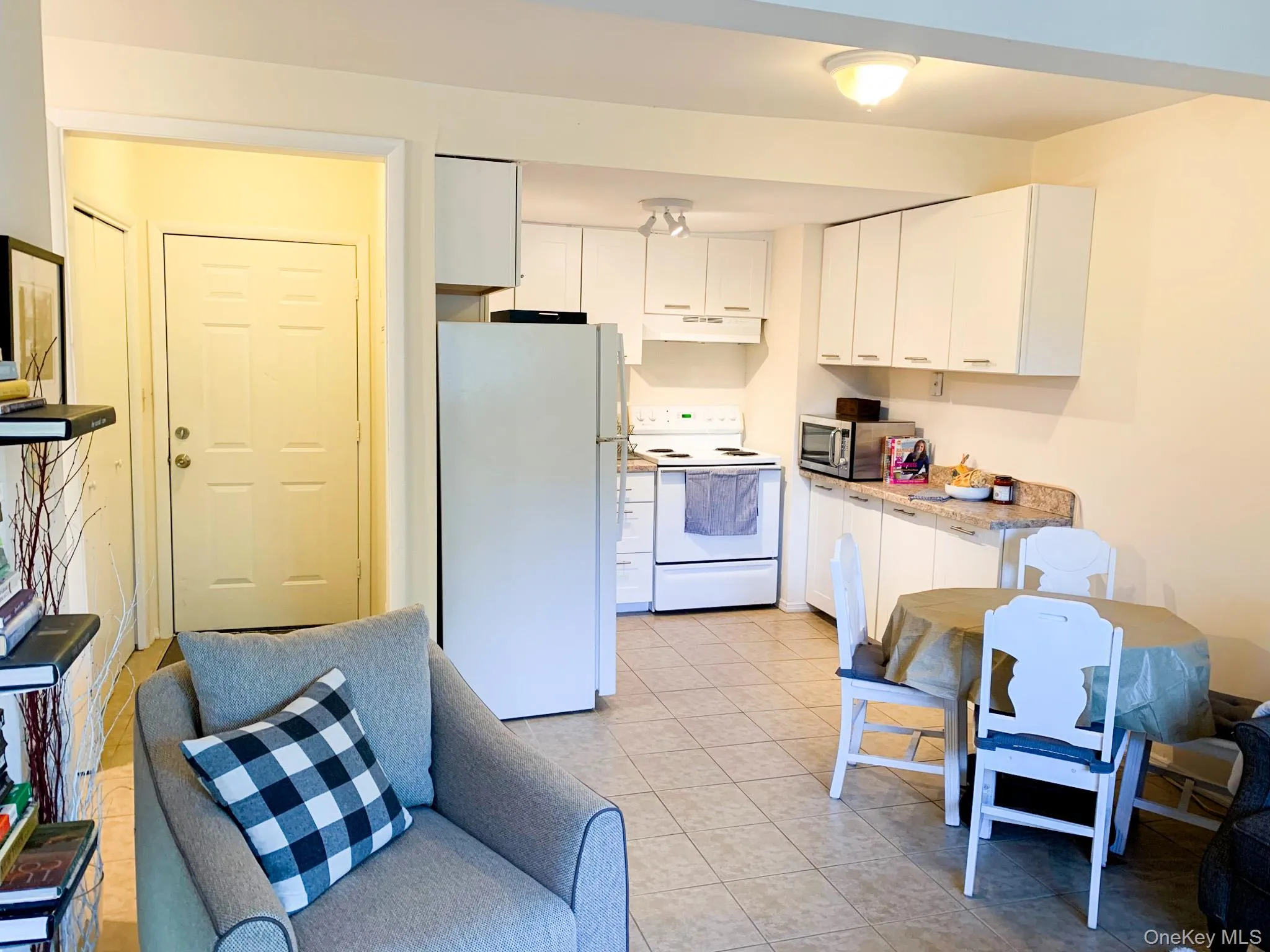 23 Pearl Street, Rockland, NY, 2 Bedrooms Bedrooms, 4 Rooms Rooms,1 BathroomBathrooms,Residential Lease,For Rent,Pearl,0,1042622 23 Pearl Street, Rockland, NY, 2 Bedrooms Bedrooms, 4 Rooms Rooms,1 BathroomBathrooms,Residential Lease,For Rent,Pearl,0,1042622