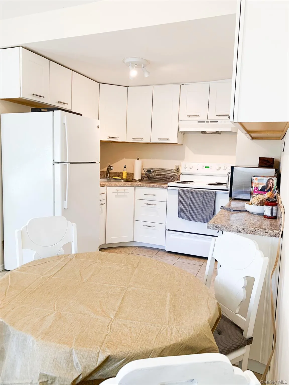 23 Pearl Street, Rockland, NY, 2 Bedrooms Bedrooms, 4 Rooms Rooms,1 BathroomBathrooms,Residential Lease,For Rent,Pearl,0,1042622 23 Pearl Street, Rockland, NY, 2 Bedrooms Bedrooms, 4 Rooms Rooms,1 BathroomBathrooms,Residential Lease,For Rent,Pearl,0,1042622