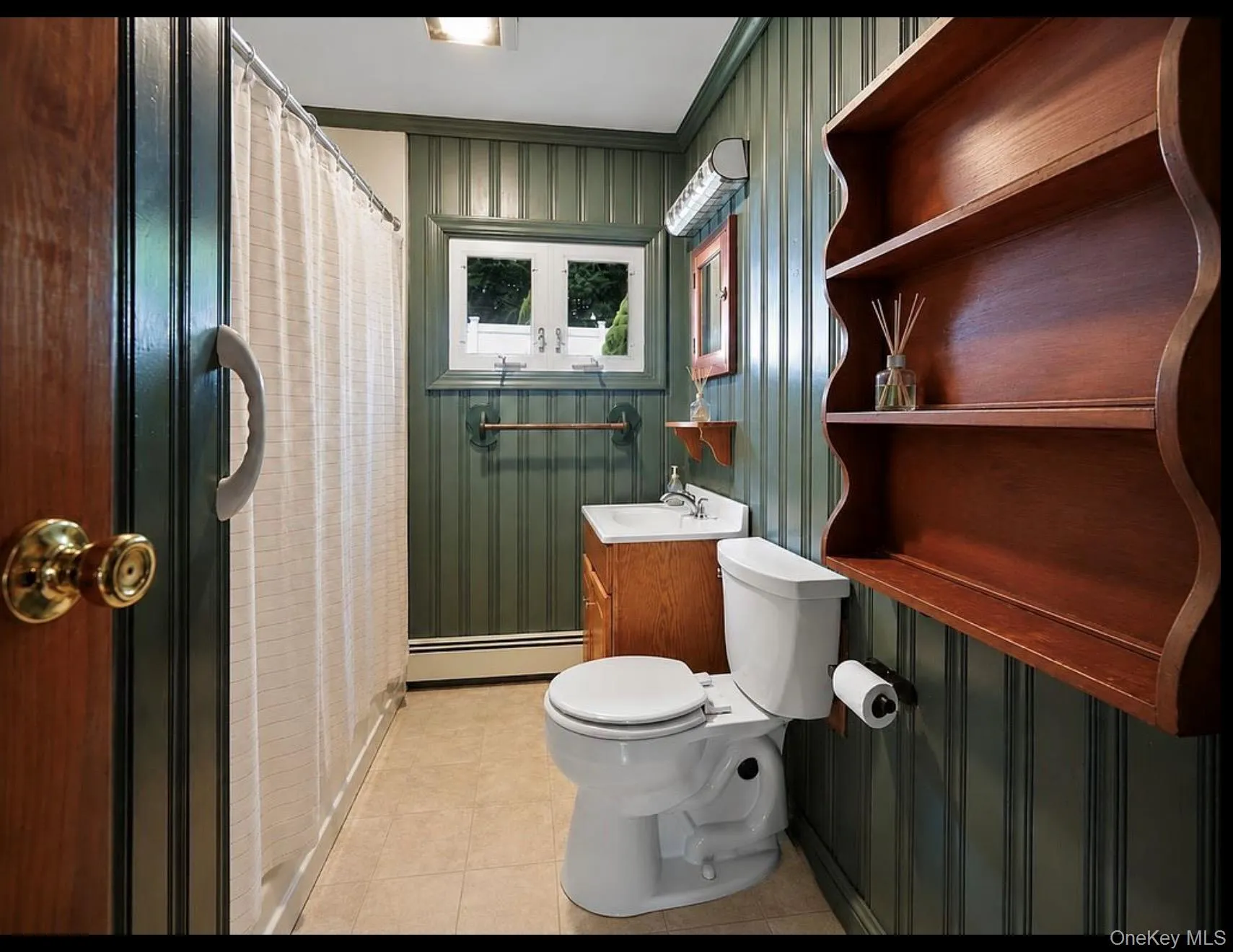 14 Brisman Drive, Haverstraw, NY, 3 Bedrooms Bedrooms, 9 Rooms Rooms,1 BathroomBathrooms,Residential Lease,For Rent,Brisman,0,1042626 14 Brisman Drive, Haverstraw, NY, 3 Bedrooms Bedrooms, 9 Rooms Rooms,1 BathroomBathrooms,Residential Lease,For Rent,Brisman,0,1042626