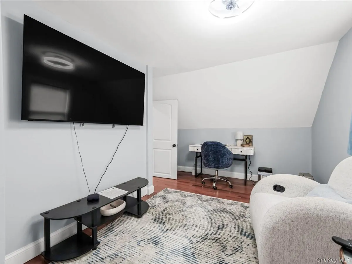 596 Terrace Place, Hempstead, NY, 6 Bedrooms Bedrooms, 9 Rooms Rooms,3 BathroomsBathrooms,Residential,For Rent,Terrace,0,1042629 596 Terrace Place, Hempstead, NY, 6 Bedrooms Bedrooms, 9 Rooms Rooms,3 BathroomsBathrooms,Residential,For Rent,Terrace,0,1042629