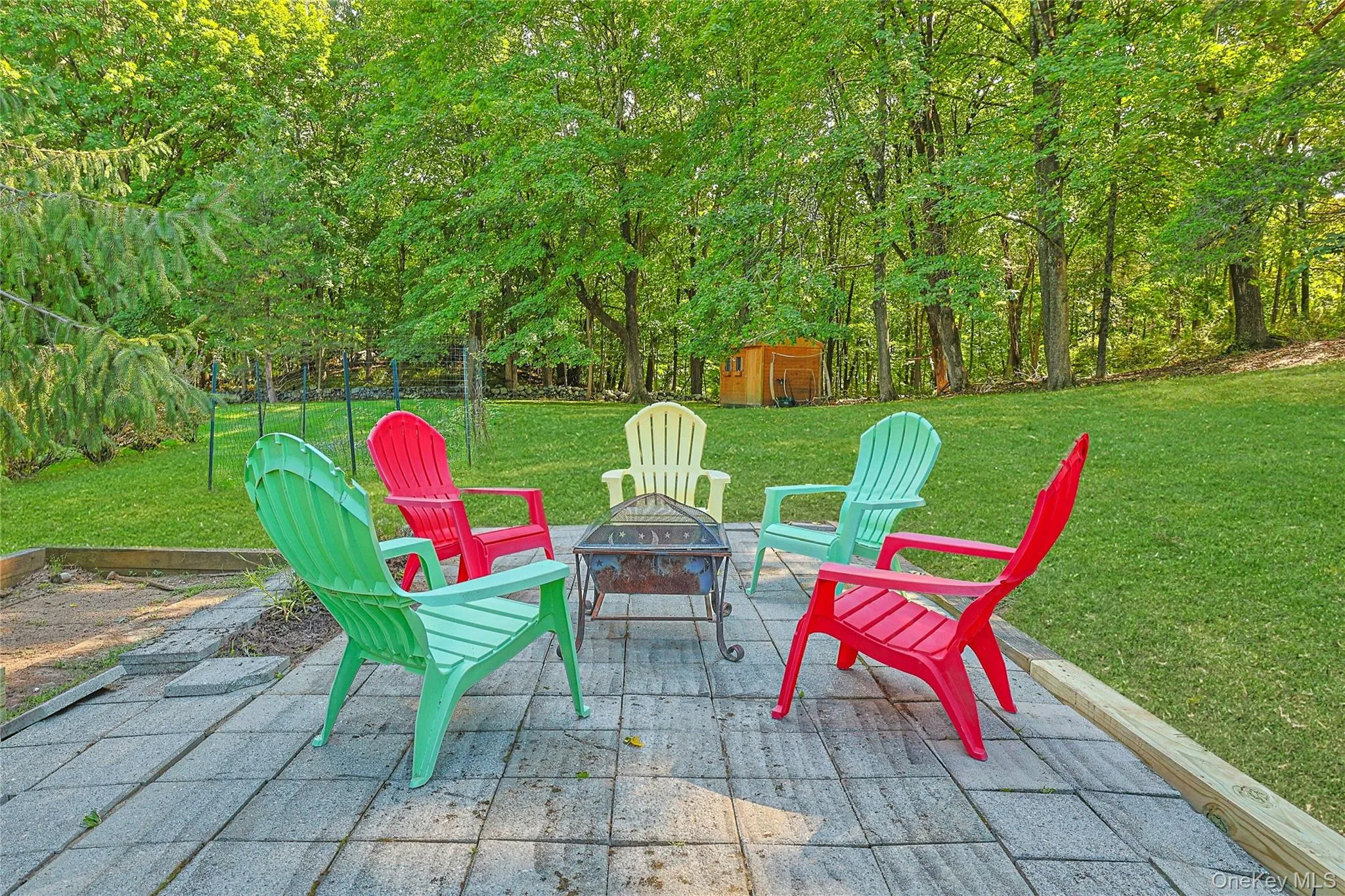 S’mores anyone? Gather around the fire pit, relax under the open sky, and enjoy cozy evenings with family and friends. S’mores anyone? Gather around the fire pit, relax under the open sky, and enjoy cozy evenings with family and friends.