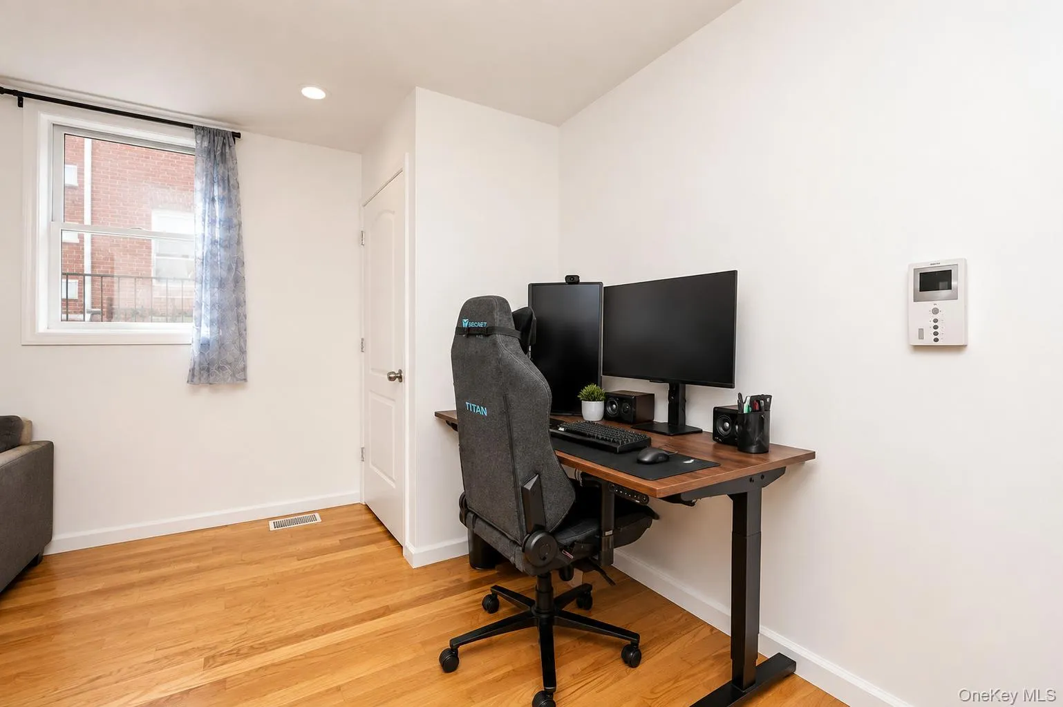 40-38 194th Street, New York, NY, 1 Bedroom Bedrooms, 4 Rooms Rooms,2 BathroomsBathrooms,Residential,For Rent,194th,0,1042638 40-38 194th Street, New York, NY, 1 Bedroom Bedrooms, 4 Rooms Rooms,2 BathroomsBathrooms,Residential,For Rent,194th,0,1042638