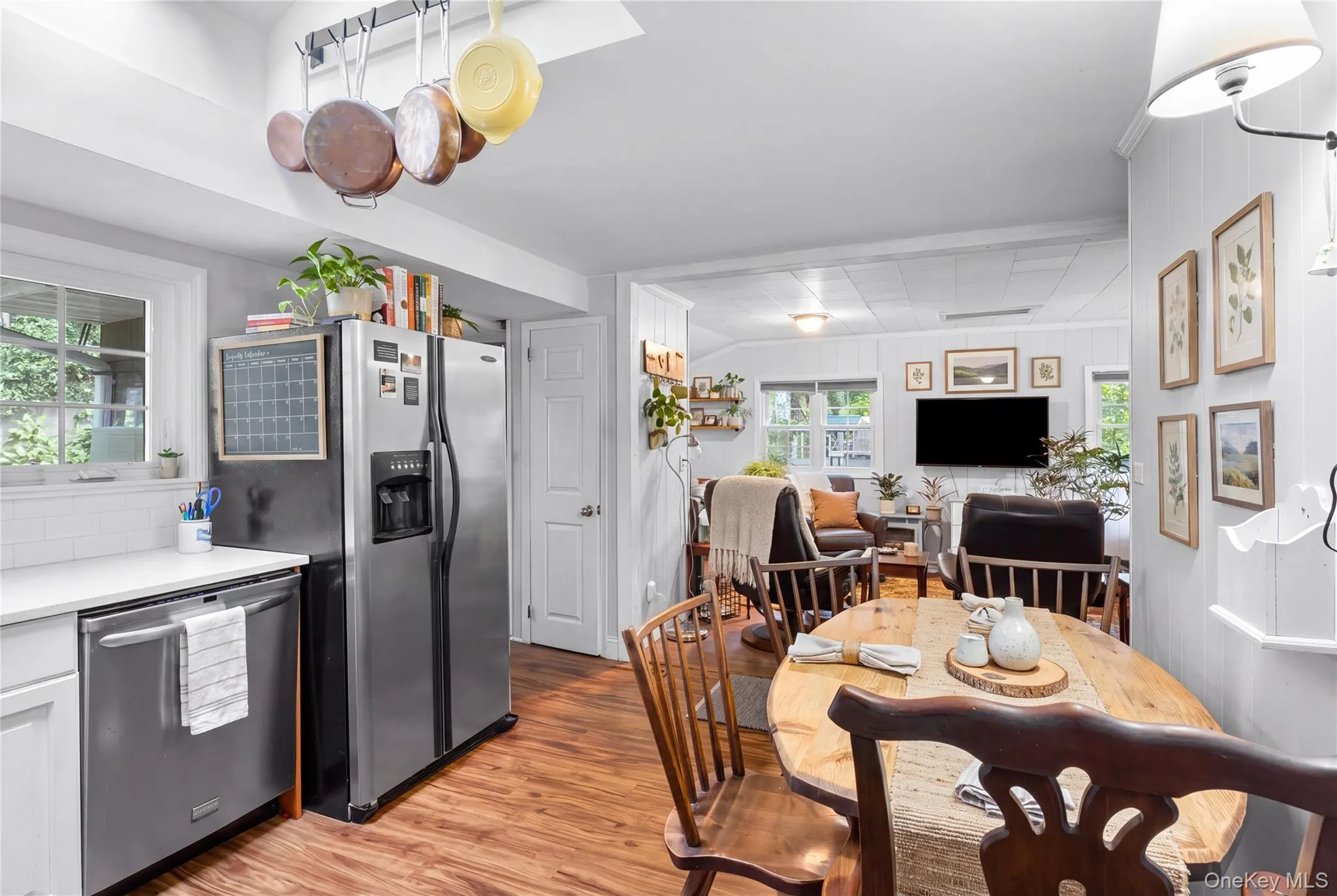 3 Lane M, Huntington, NY, 3 Bedrooms Bedrooms, 8 Rooms Rooms,2 BathroomsBathrooms,Residential,For Rent,Lane M,0,1042639 3 Lane M, Huntington, NY, 3 Bedrooms Bedrooms, 8 Rooms Rooms,2 BathroomsBathrooms,Residential,For Rent,Lane M,0,1042639
