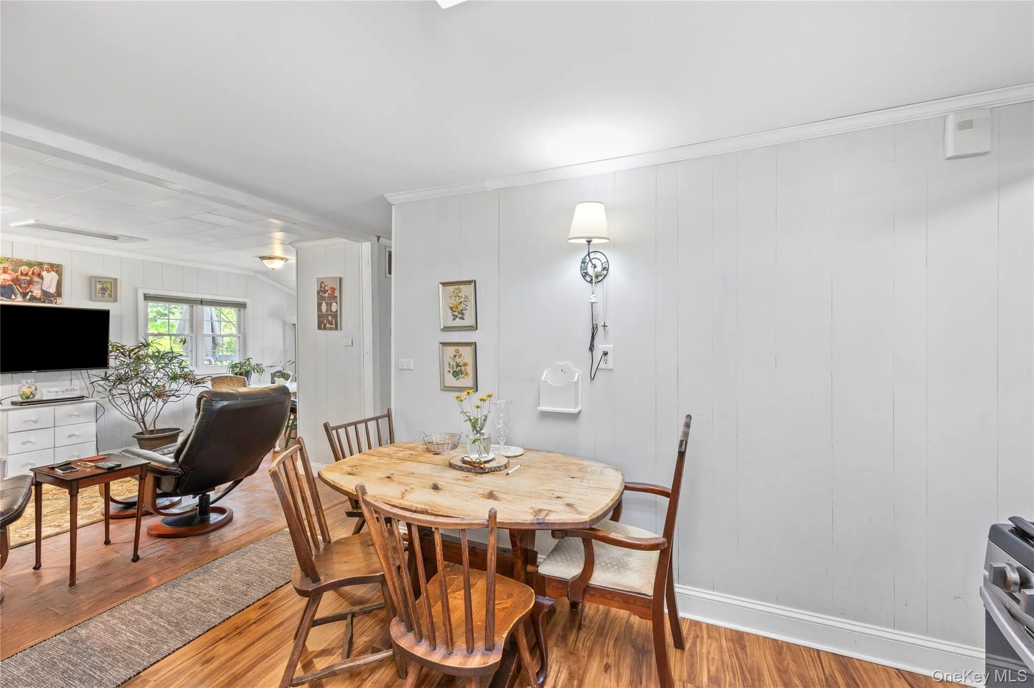 3 Lane M, Huntington, NY, 3 Bedrooms Bedrooms, 8 Rooms Rooms,2 BathroomsBathrooms,Residential,For Rent,Lane M,0,1042639 3 Lane M, Huntington, NY, 3 Bedrooms Bedrooms, 8 Rooms Rooms,2 BathroomsBathrooms,Residential,For Rent,Lane M,0,1042639