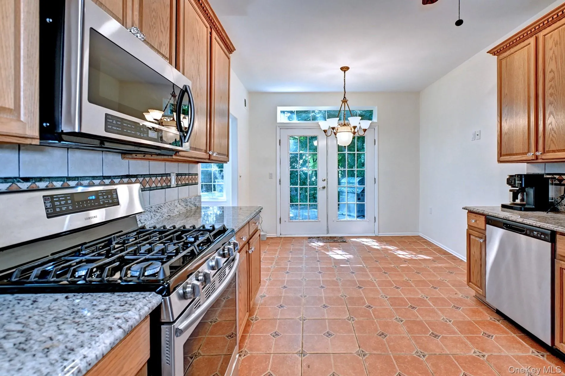 428 Leisure Drive, Brookhaven, NY, 2 Bedrooms Bedrooms, 6 Rooms Rooms,2 BathroomsBathrooms,Residential,For Rent,Leisure,0,1042640 428 Leisure Drive, Brookhaven, NY, 2 Bedrooms Bedrooms, 6 Rooms Rooms,2 BathroomsBathrooms,Residential,For Rent,Leisure,0,1042640