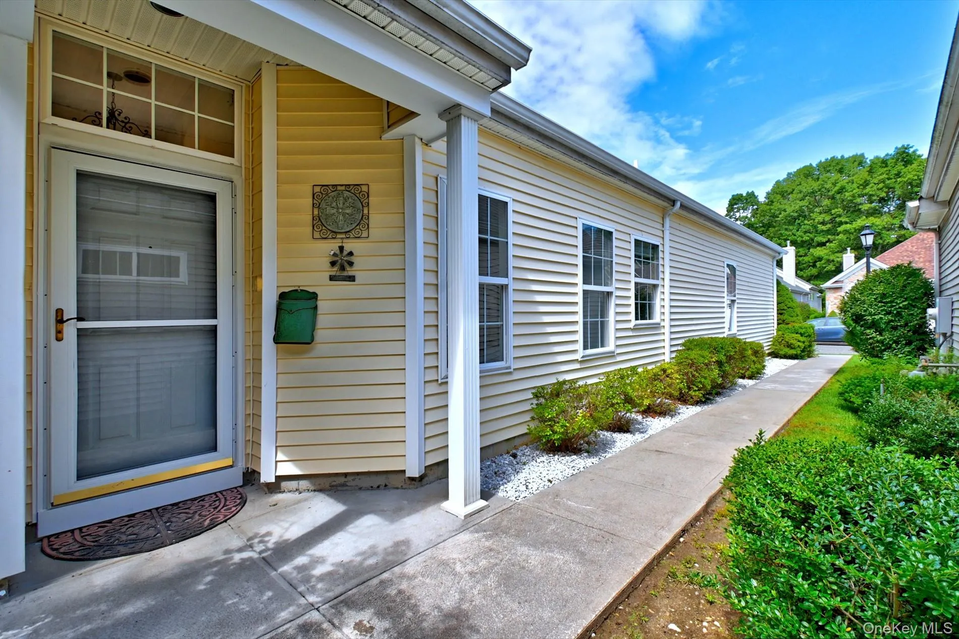 Side entry Side entry