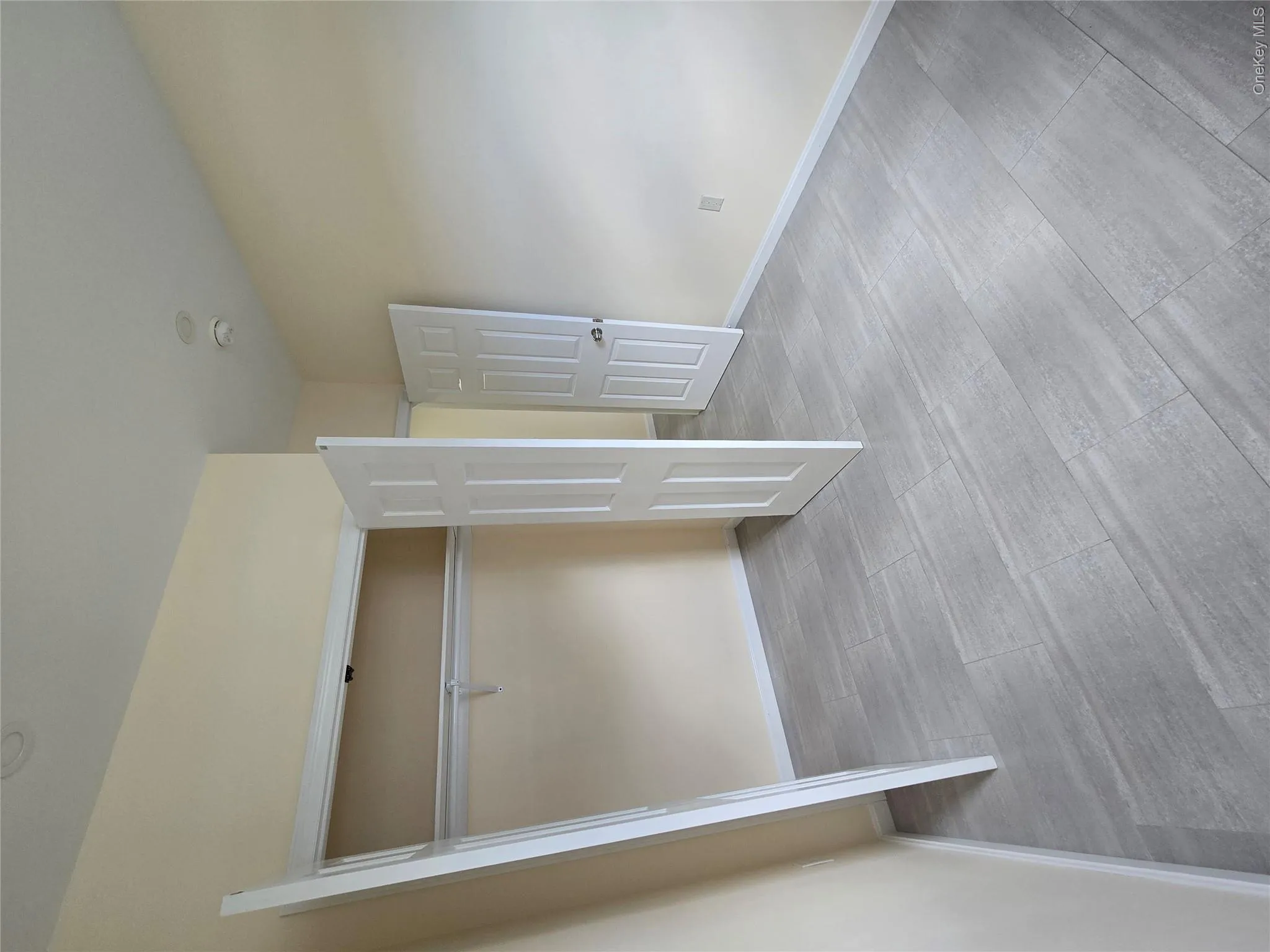 9947 163rd Drive, New York, NY, 3 Bedrooms Bedrooms, 7 Rooms Rooms,1 BathroomBathrooms,Residential Lease,For Rent,163rd,0,1042641 9947 163rd Drive, New York, NY, 3 Bedrooms Bedrooms, 7 Rooms Rooms,1 BathroomBathrooms,Residential Lease,For Rent,163rd,0,1042641