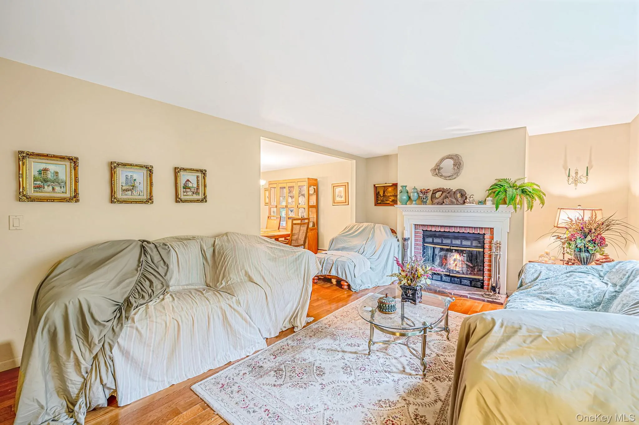 107 Farm Drive, Huntington, NY, 3 Bedrooms Bedrooms, 5 Rooms Rooms,2 BathroomsBathrooms,Residential,For Rent,Farm,0,1042649 107 Farm Drive, Huntington, NY, 3 Bedrooms Bedrooms, 5 Rooms Rooms,2 BathroomsBathrooms,Residential,For Rent,Farm,0,1042649