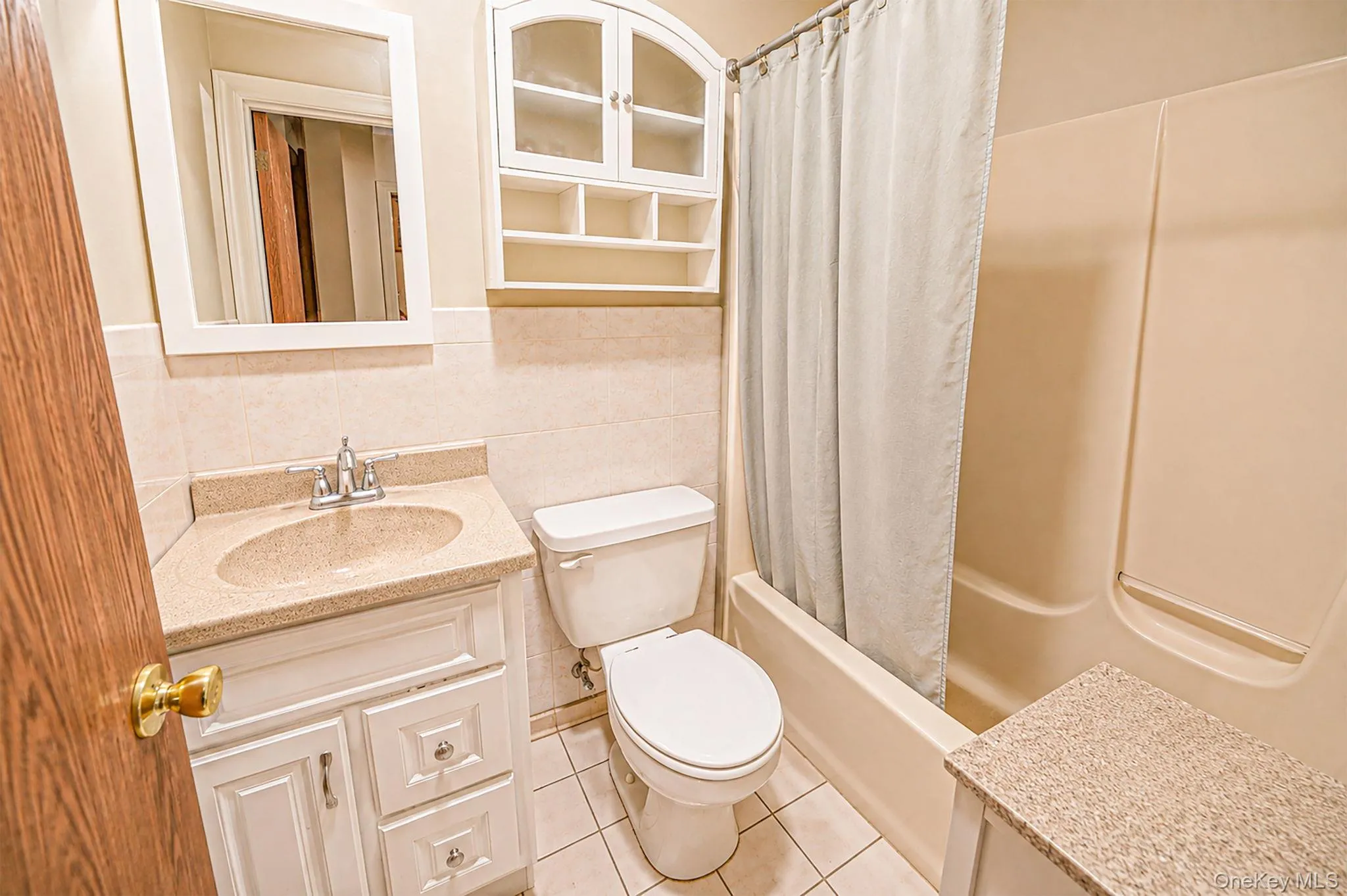 107 Farm Drive, Huntington, NY, 3 Bedrooms Bedrooms, 5 Rooms Rooms,2 BathroomsBathrooms,Residential,For Rent,Farm,0,1042649 107 Farm Drive, Huntington, NY, 3 Bedrooms Bedrooms, 5 Rooms Rooms,2 BathroomsBathrooms,Residential,For Rent,Farm,0,1042649