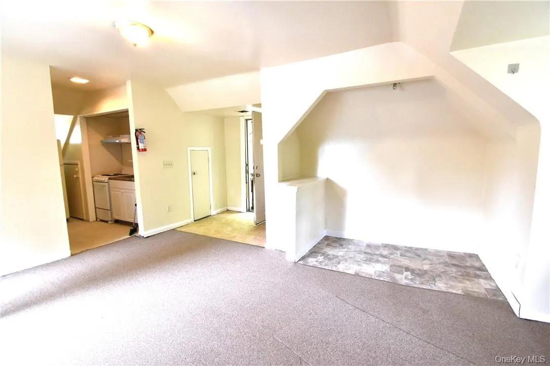 70 High Street, Thompson, NY, 1 Room Rooms,1 BathroomBathrooms,Residential Lease,For Rent,High,0,1042650 70 High Street, Thompson, NY, 1 Room Rooms,1 BathroomBathrooms,Residential Lease,For Rent,High,0,1042650
