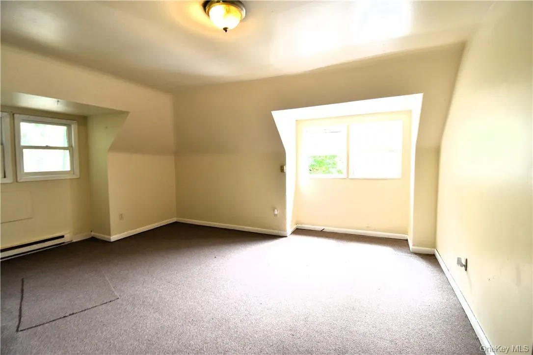 70 High Street, Thompson, NY, 1 Room Rooms,1 BathroomBathrooms,Residential Lease,For Rent,High,0,1042650 70 High Street, Thompson, NY, 1 Room Rooms,1 BathroomBathrooms,Residential Lease,For Rent,High,0,1042650