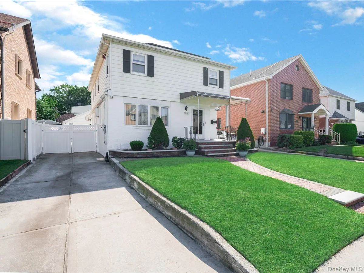 7307 185th Street, New York, NY, 4 Bedrooms Bedrooms, 10 Rooms Rooms,4 BathroomsBathrooms,Residential,For Rent,185th,0,1042651 7307 185th Street, New York, NY, 4 Bedrooms Bedrooms, 10 Rooms Rooms,4 BathroomsBathrooms,Residential,For Rent,185th,0,1042651