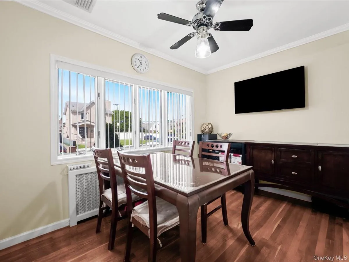 7307 185th Street, New York, NY, 4 Bedrooms Bedrooms, 10 Rooms Rooms,4 BathroomsBathrooms,Residential,For Rent,185th,0,1042651 7307 185th Street, New York, NY, 4 Bedrooms Bedrooms, 10 Rooms Rooms,4 BathroomsBathrooms,Residential,For Rent,185th,0,1042651