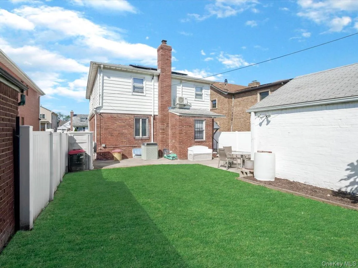 7307 185th Street, New York, NY, 4 Bedrooms Bedrooms, 10 Rooms Rooms,4 BathroomsBathrooms,Residential,For Rent,185th,0,1042651 7307 185th Street, New York, NY, 4 Bedrooms Bedrooms, 10 Rooms Rooms,4 BathroomsBathrooms,Residential,For Rent,185th,0,1042651