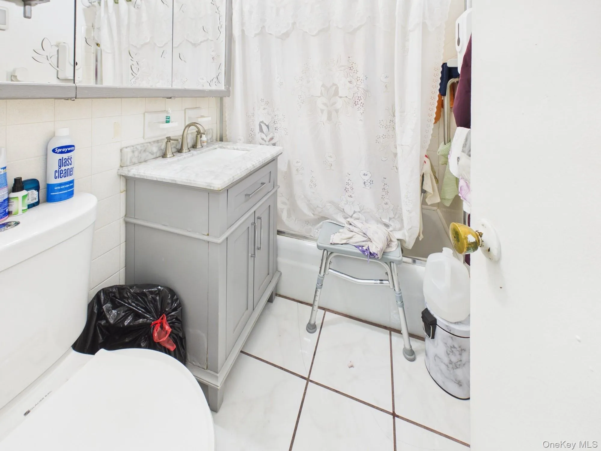 1966 Newbold Avenue, New York, NY, 2 Bedrooms Bedrooms, 5 Rooms Rooms,1 BathroomBathrooms,Residential,For Rent,Newbold,0,1042655 1966 Newbold Avenue, New York, NY, 2 Bedrooms Bedrooms, 5 Rooms Rooms,1 BathroomBathrooms,Residential,For Rent,Newbold,0,1042655