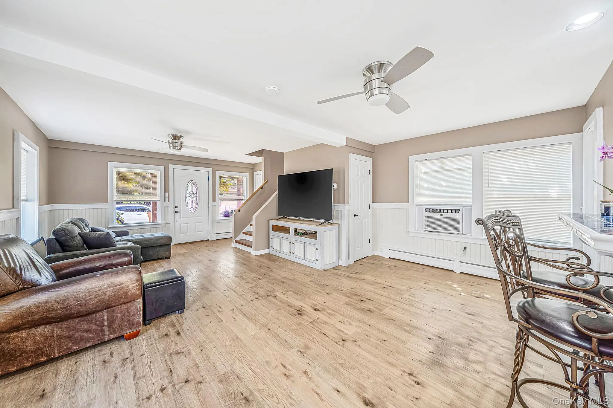 24 Wiggins Avenue, Brookhaven, NY, 3 Bedrooms Bedrooms, 6 Rooms Rooms,2 BathroomsBathrooms,Residential,For Rent,Wiggins,0,1042656 24 Wiggins Avenue, Brookhaven, NY, 3 Bedrooms Bedrooms, 6 Rooms Rooms,2 BathroomsBathrooms,Residential,For Rent,Wiggins,0,1042656