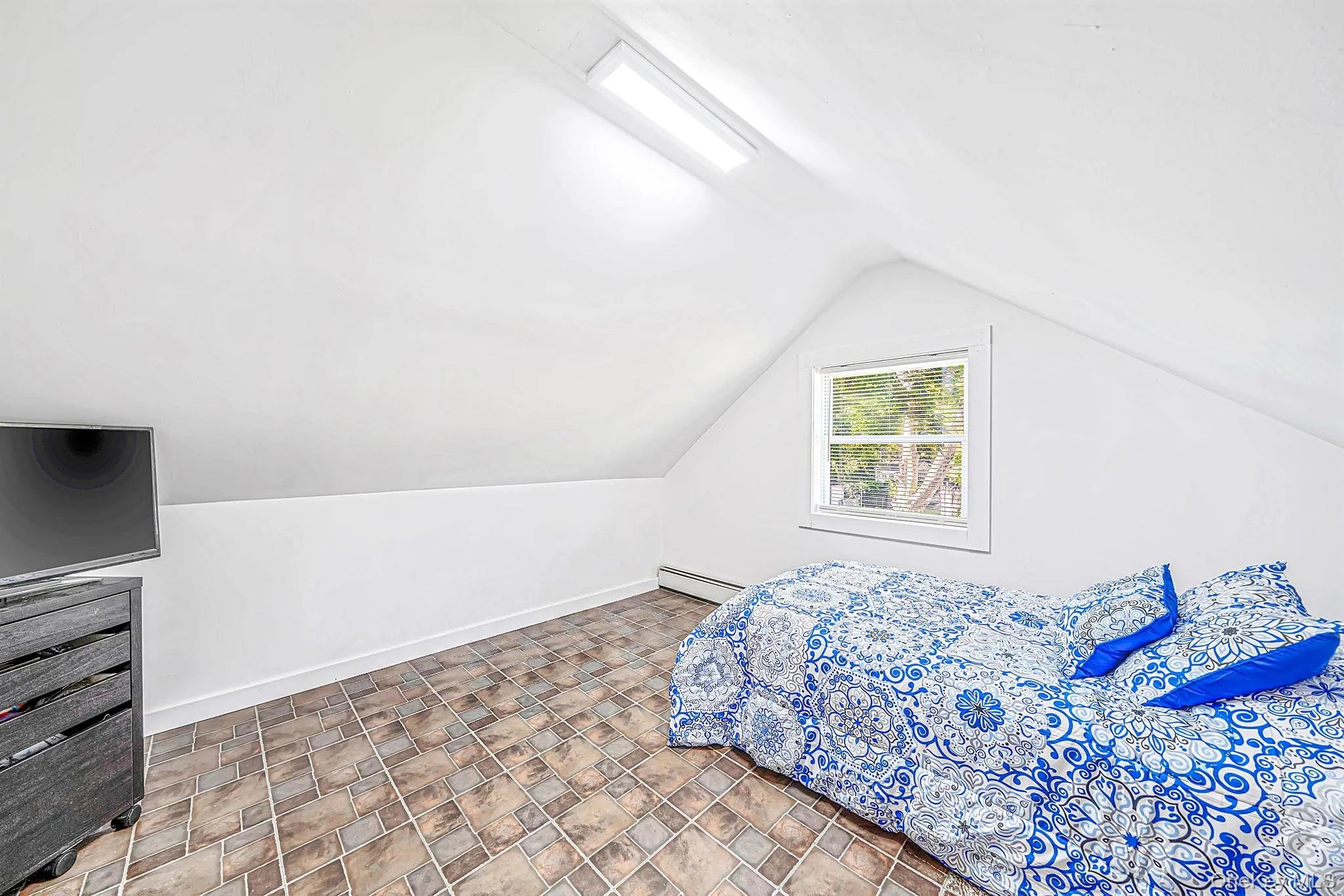 24 Wiggins Avenue, Brookhaven, NY, 3 Bedrooms Bedrooms, 6 Rooms Rooms,2 BathroomsBathrooms,Residential,For Rent,Wiggins,0,1042656 24 Wiggins Avenue, Brookhaven, NY, 3 Bedrooms Bedrooms, 6 Rooms Rooms,2 BathroomsBathrooms,Residential,For Rent,Wiggins,0,1042656