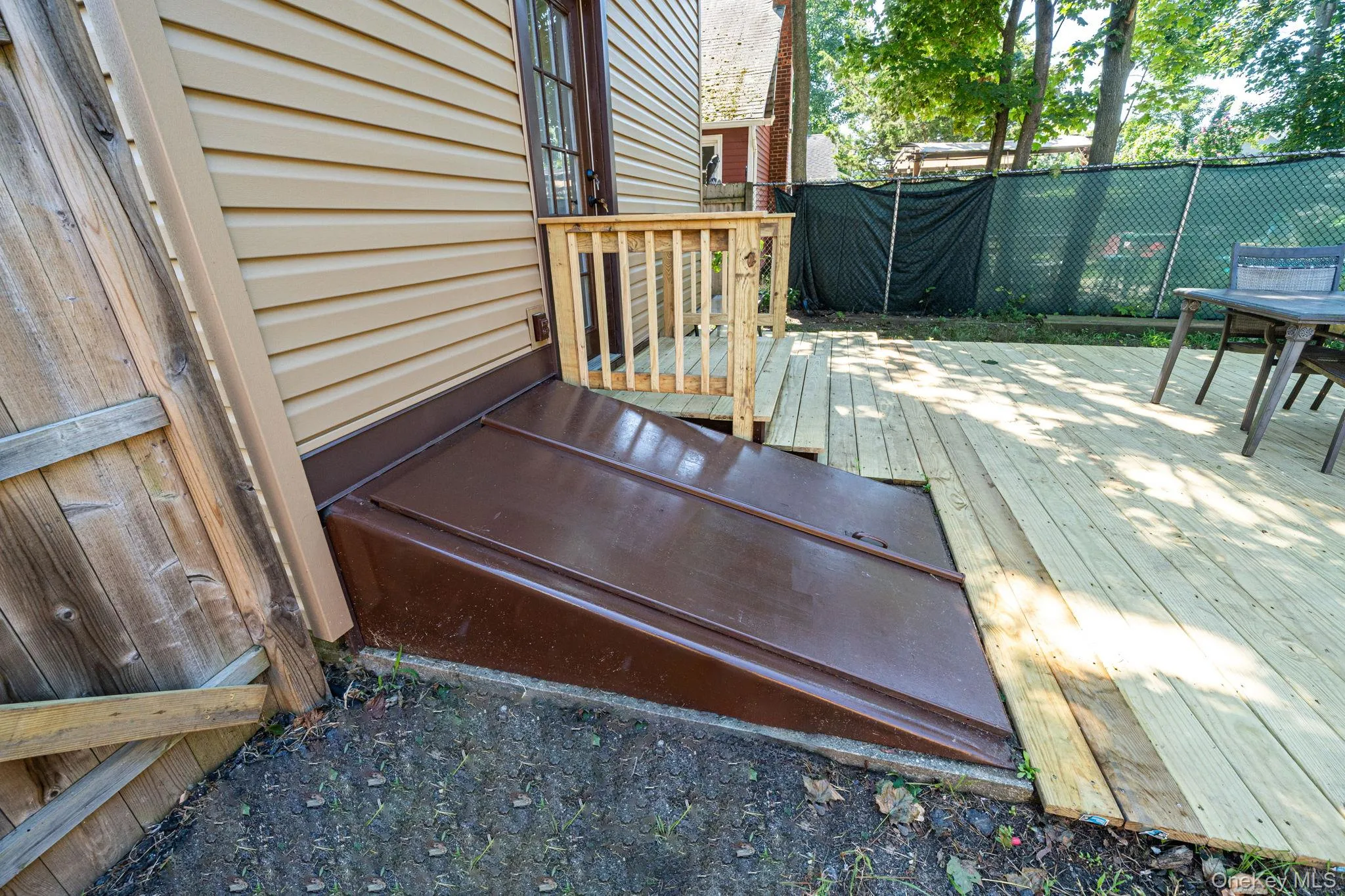 Brown is the basement door. Brown is the basement door.